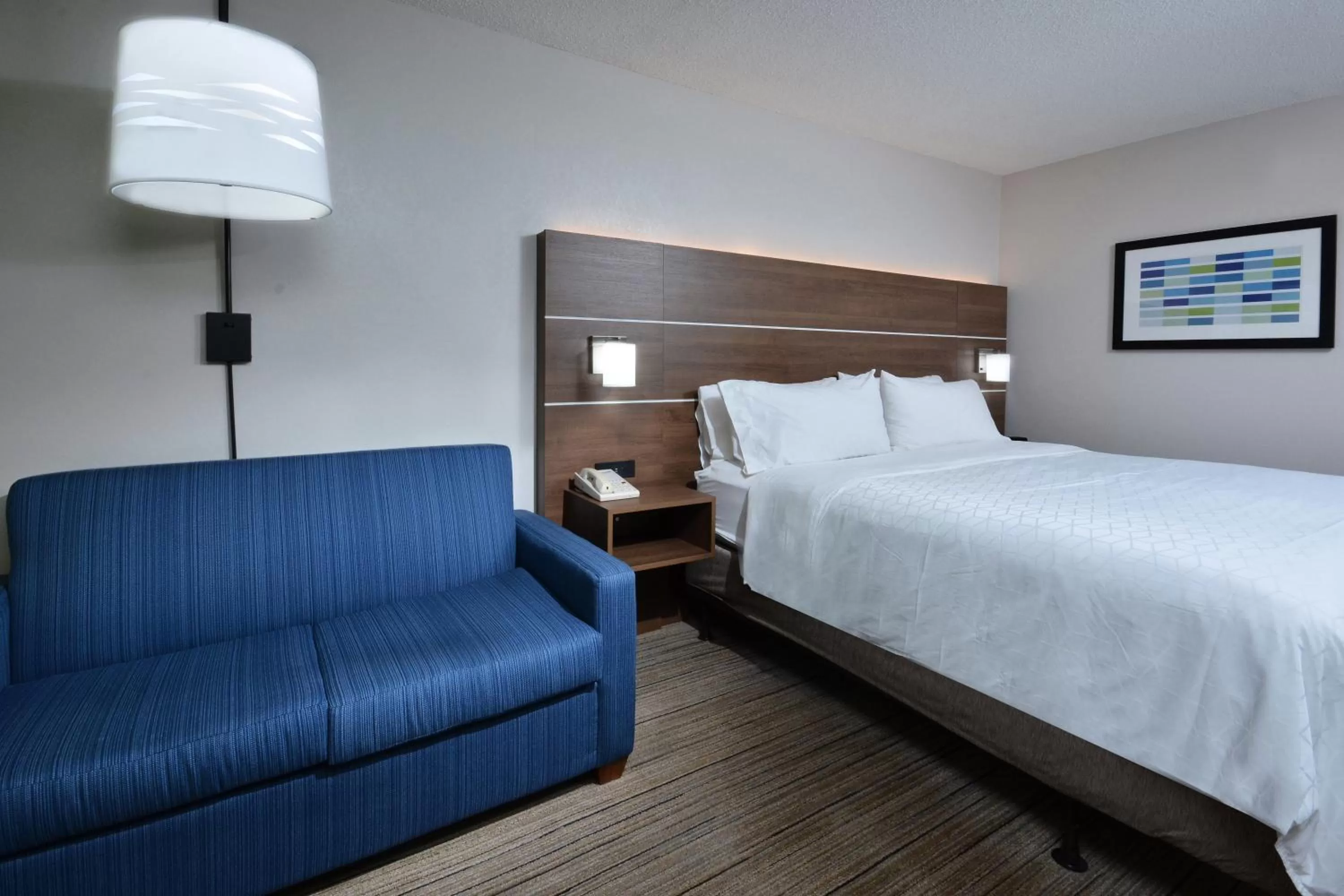 Photo of the whole room, Bed in Holiday Inn Express Raleigh-Durham Airport by IHG