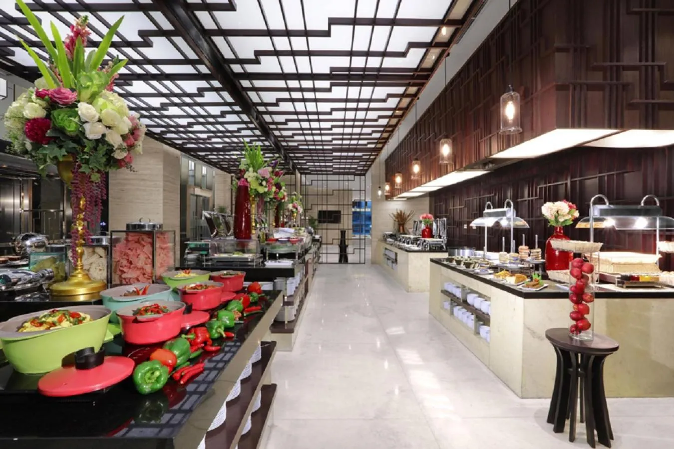 Restaurant/places to eat in Aston Priority Simatupang Hotel and Conference Center