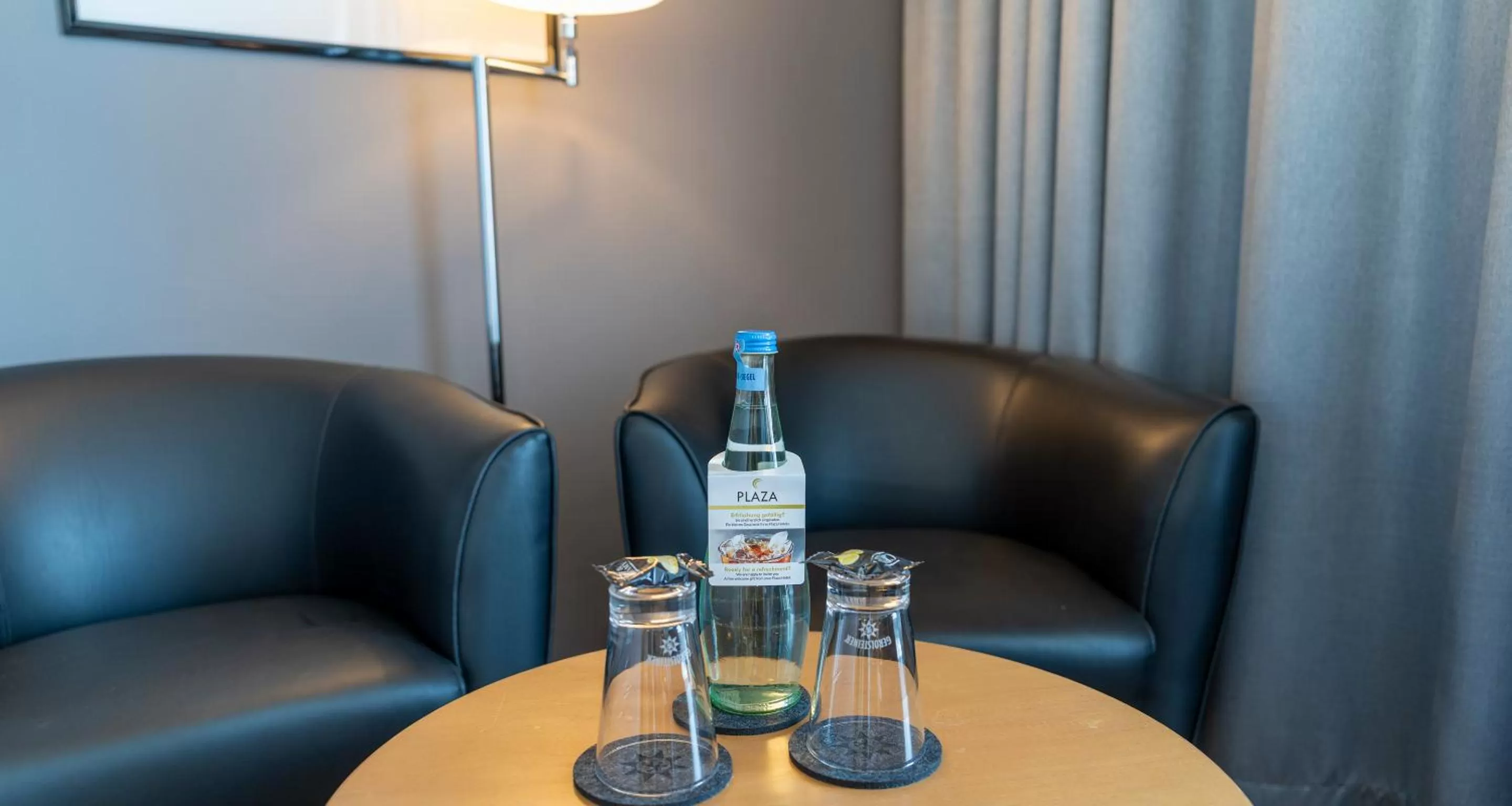 Seating area in PLAZA Premium Köln