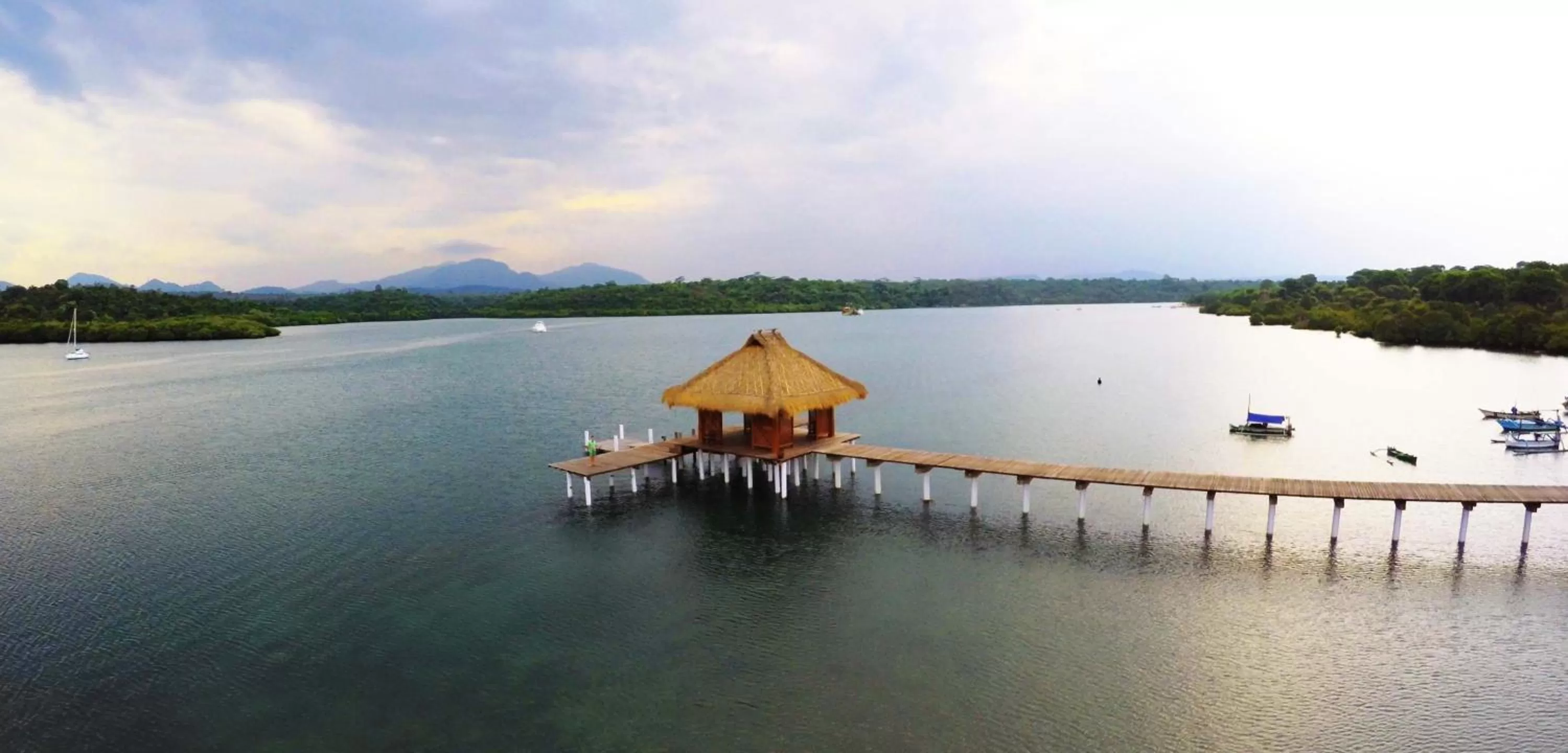 Sea view in Naya Gawana Resort & Spa