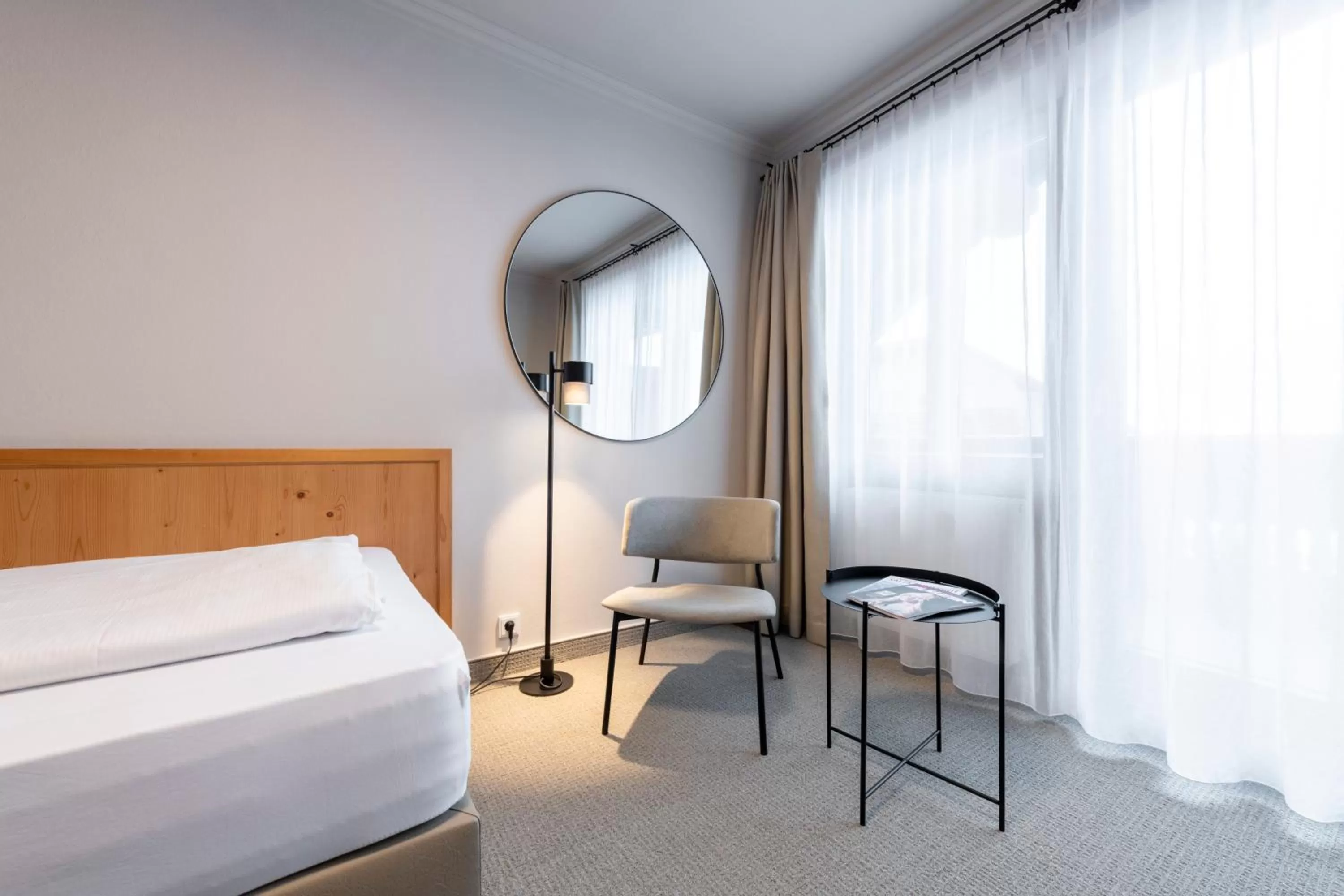 Living room, Bed in Hotel Jakob