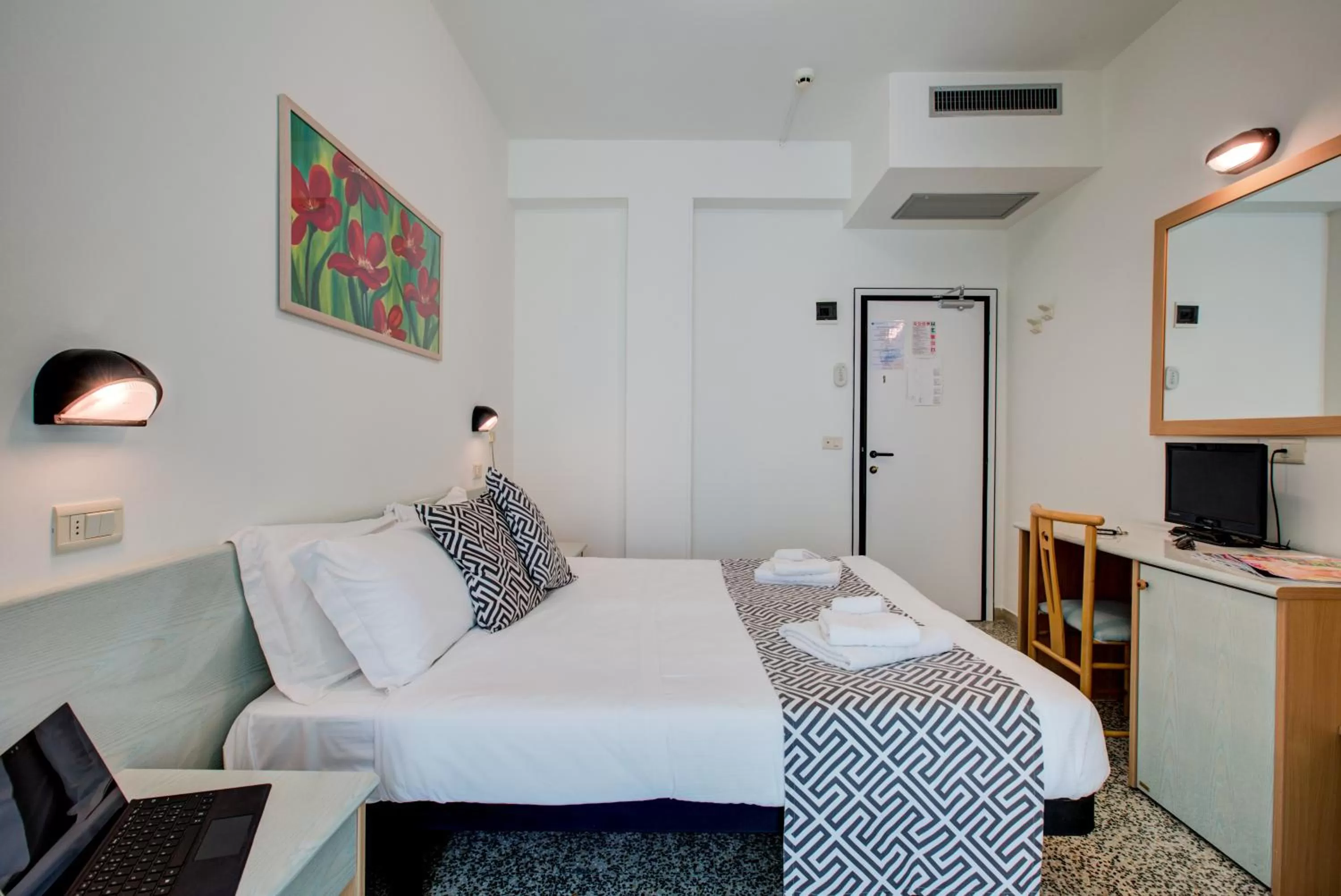 Photo of the whole room, Bed in Hotel Christian Ideale Per Famiglie