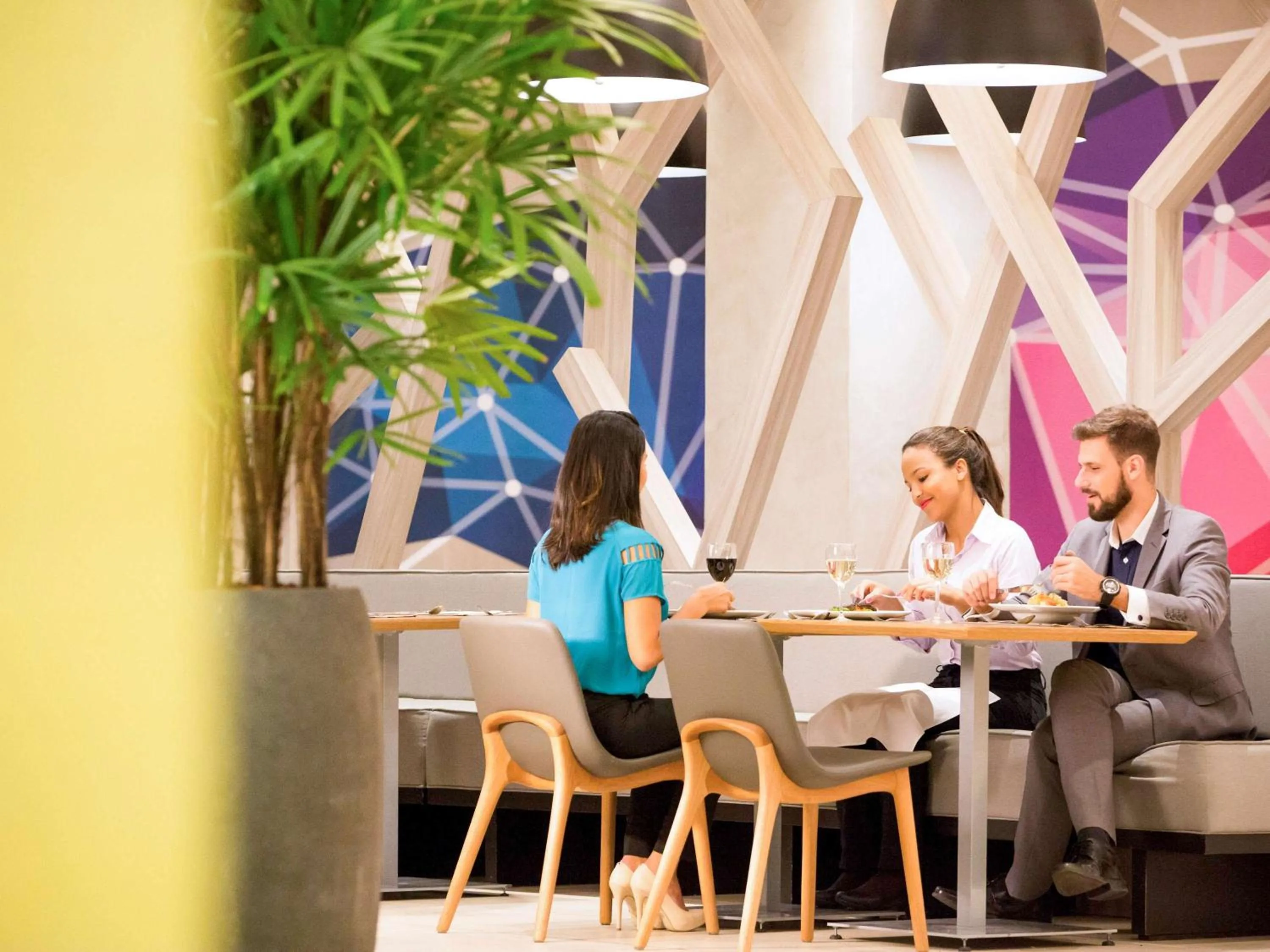 Restaurant/places to eat in Novotel RJ Porto Atlantico