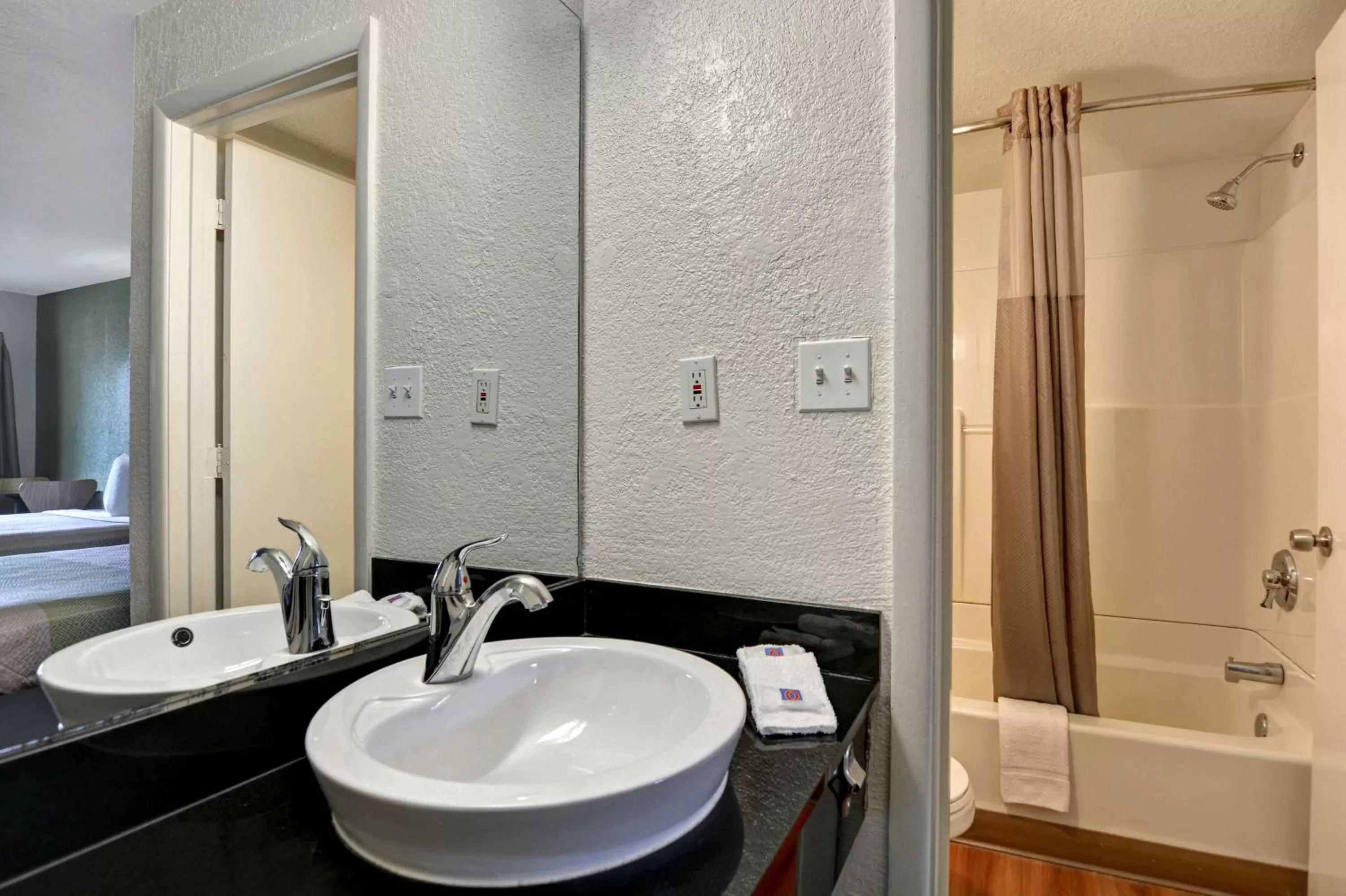 Queen Room with Two Queen Beds in Motel 6-Destin, FL