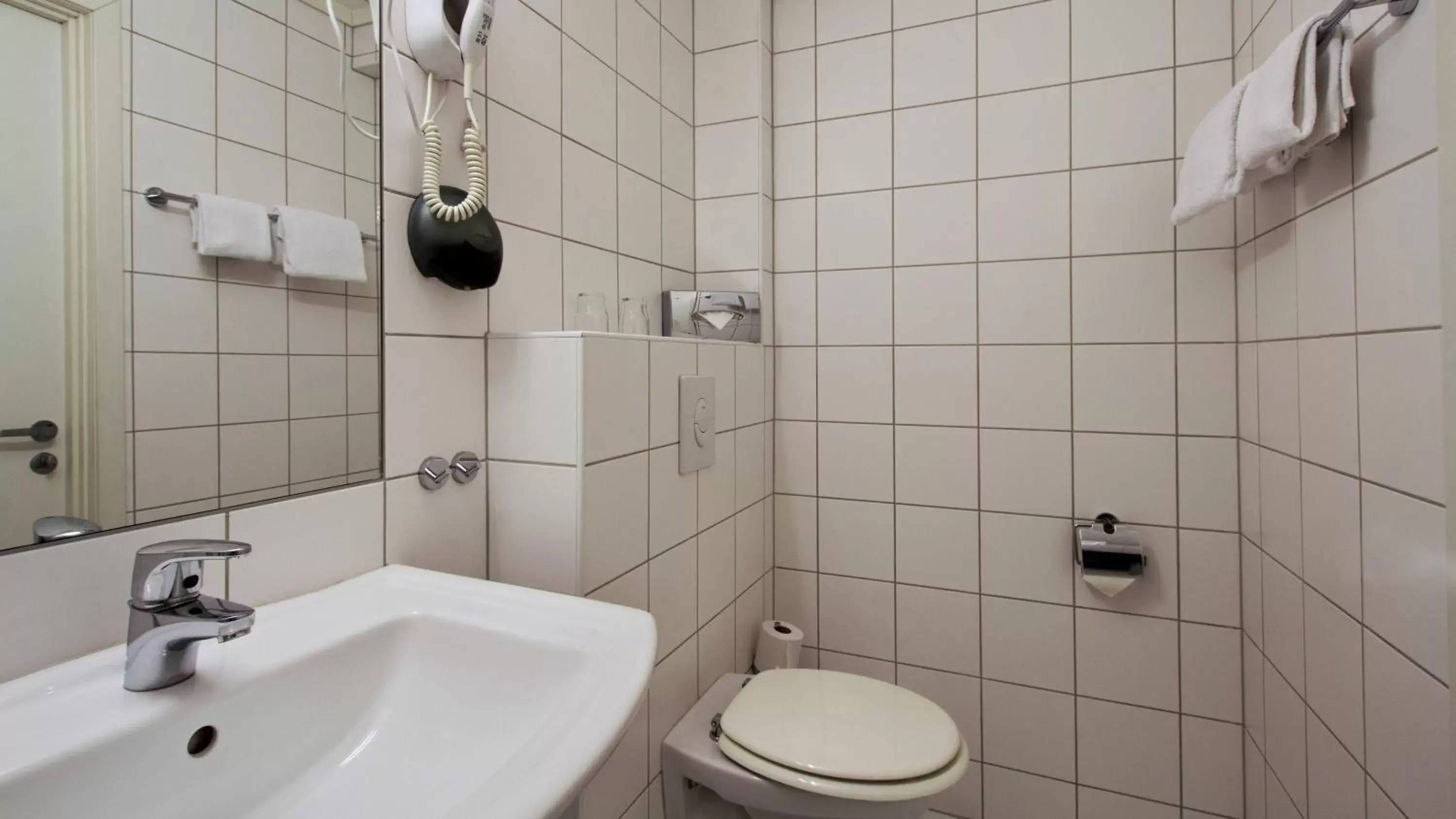 Queen Room in Thon PartnerHotel Baronen Queen Room in Thon PartnerHotel Baronen