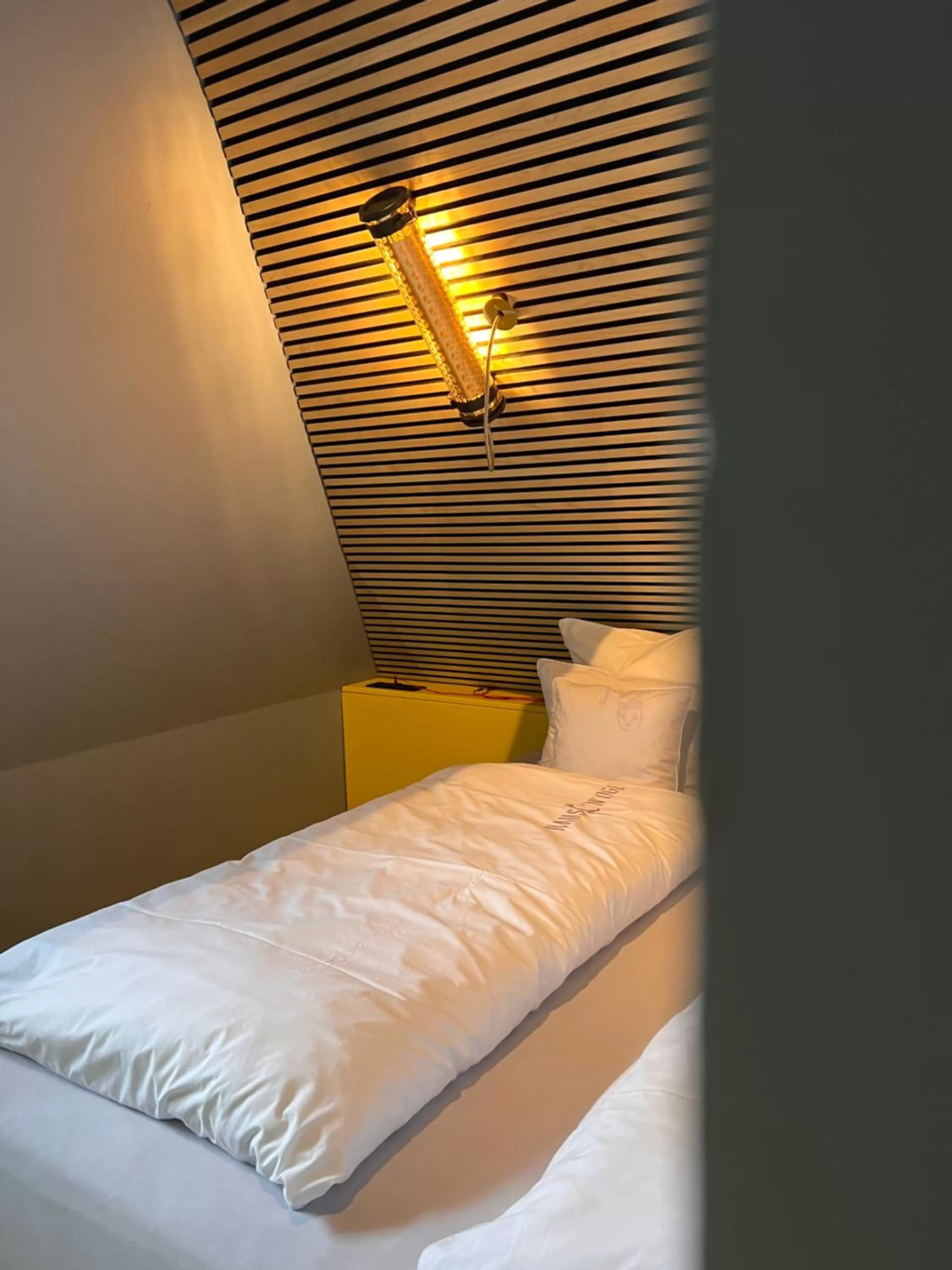 Bed in Boutique Hotel Haus Noge Sylt - Kapitaenshaus strandnah