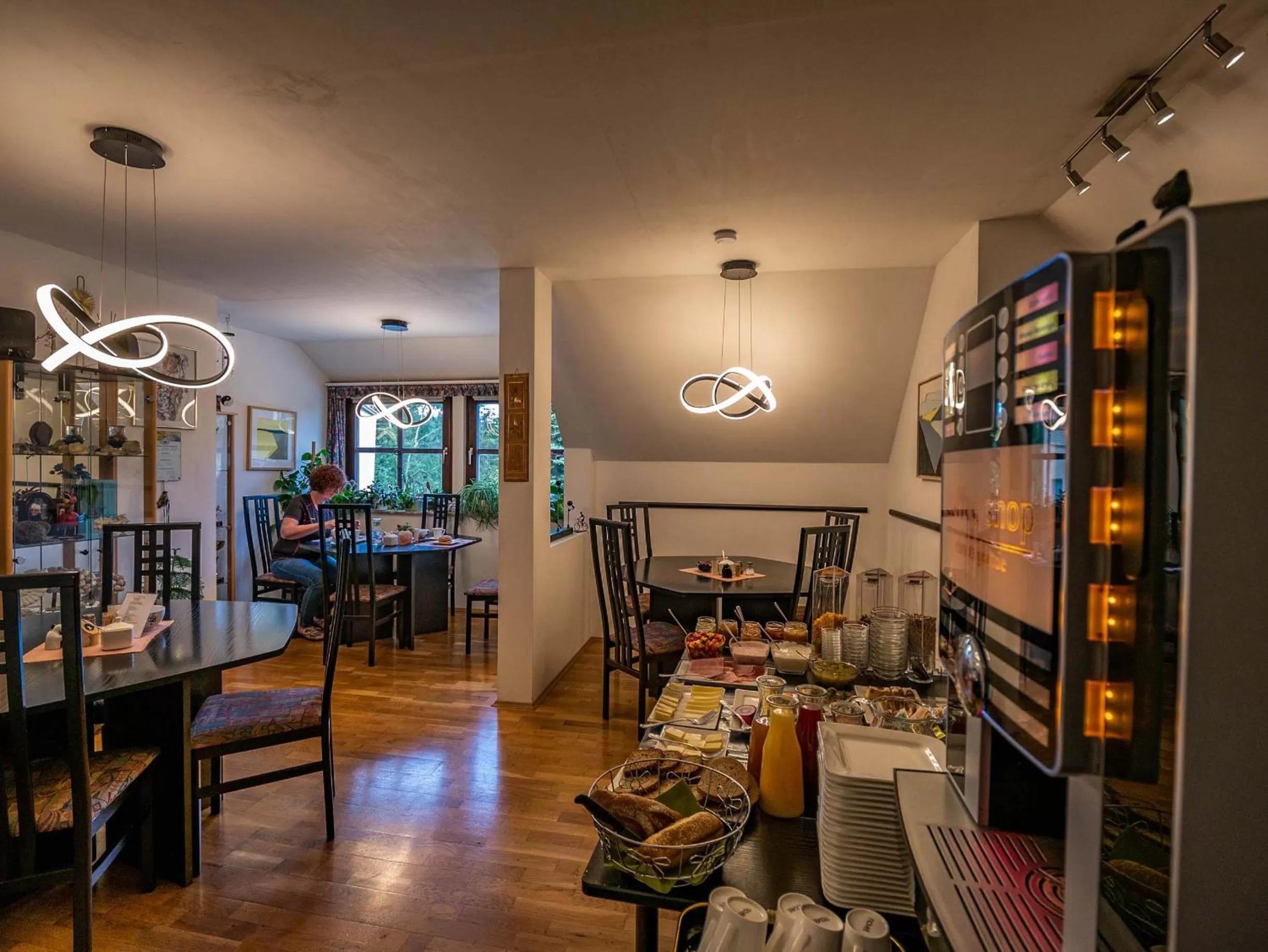 Restaurant/Places to Eat in Gästehaus Pointner