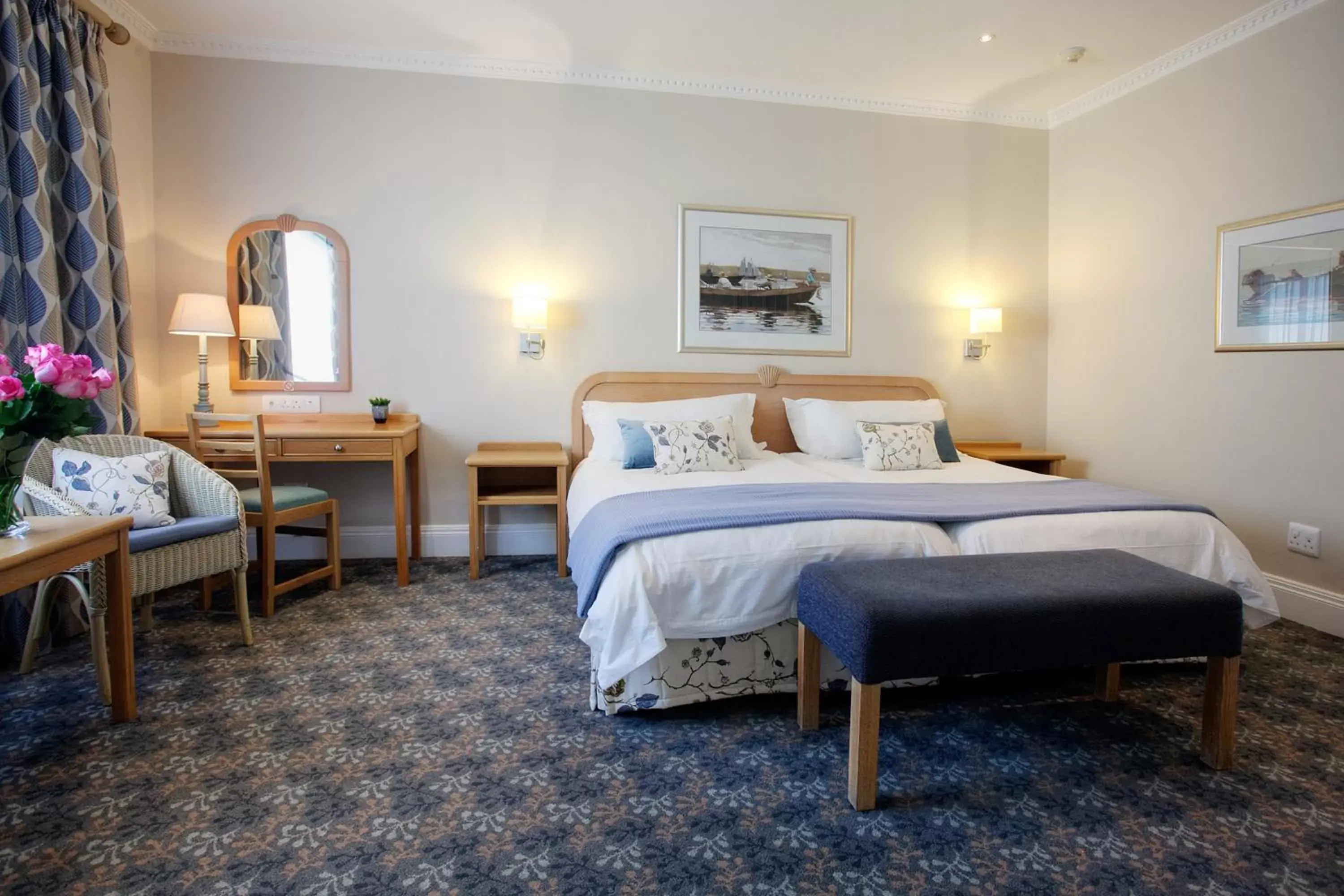 Twin Room with Partial Sea View - single occupancy in The Beach Hotel Twin Room with Partial Sea View - single occupancy in The Beach Hotel