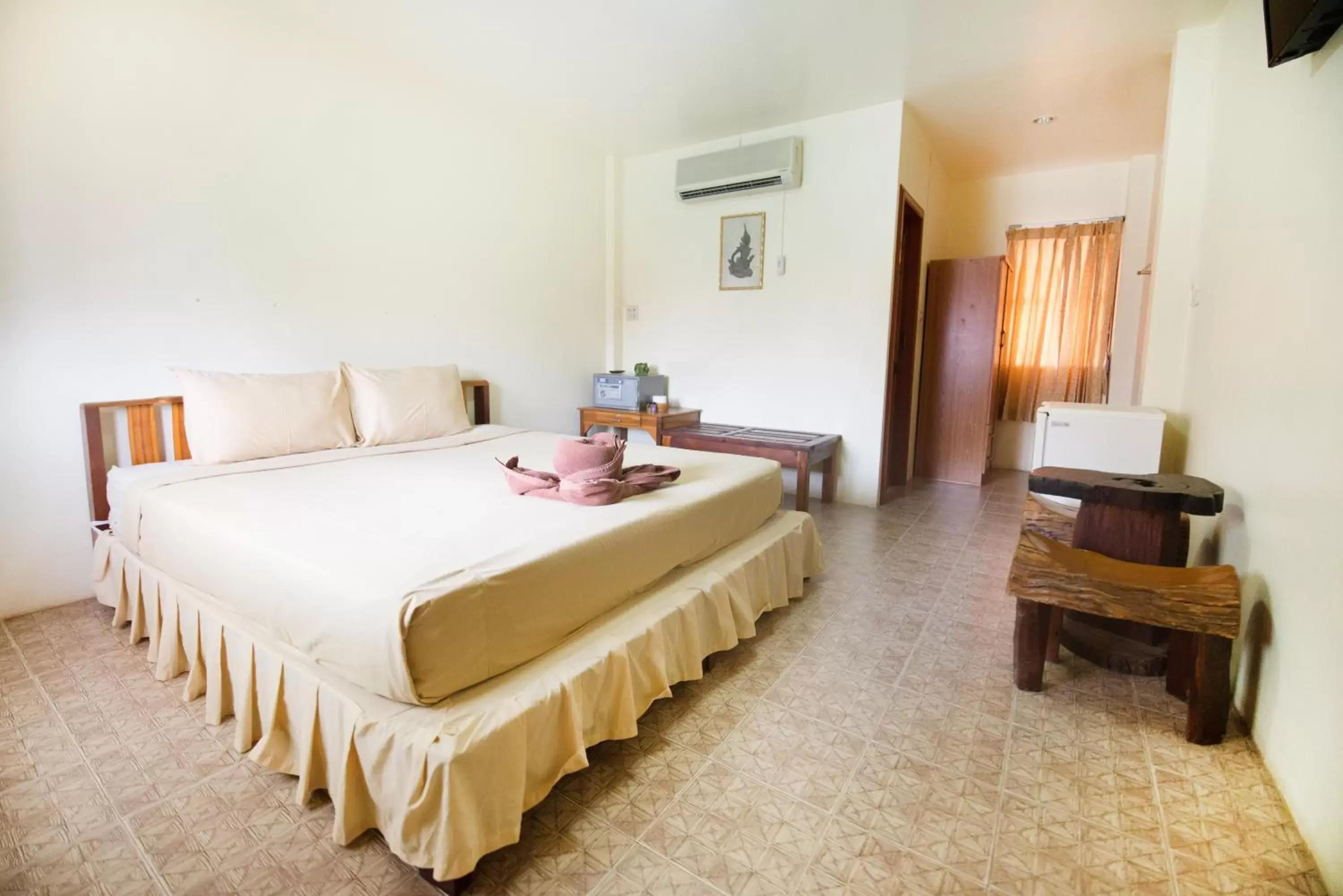 Standard Double Room in Pongphen Guesthouse - SHA Plus Certified Standard Double Room in Pongphen Guesthouse - SHA Plus Certified