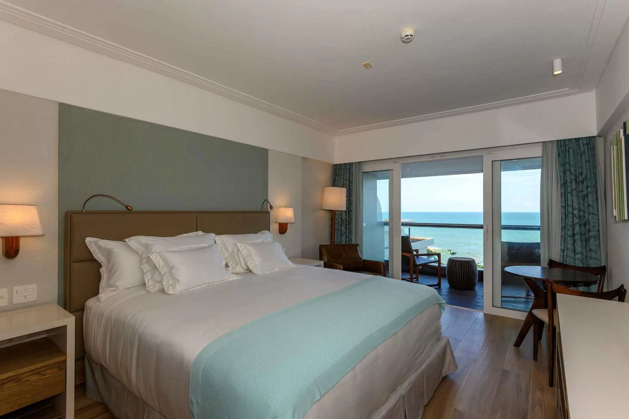 Bed in Vogal Luxury Beach Hotel & SPA