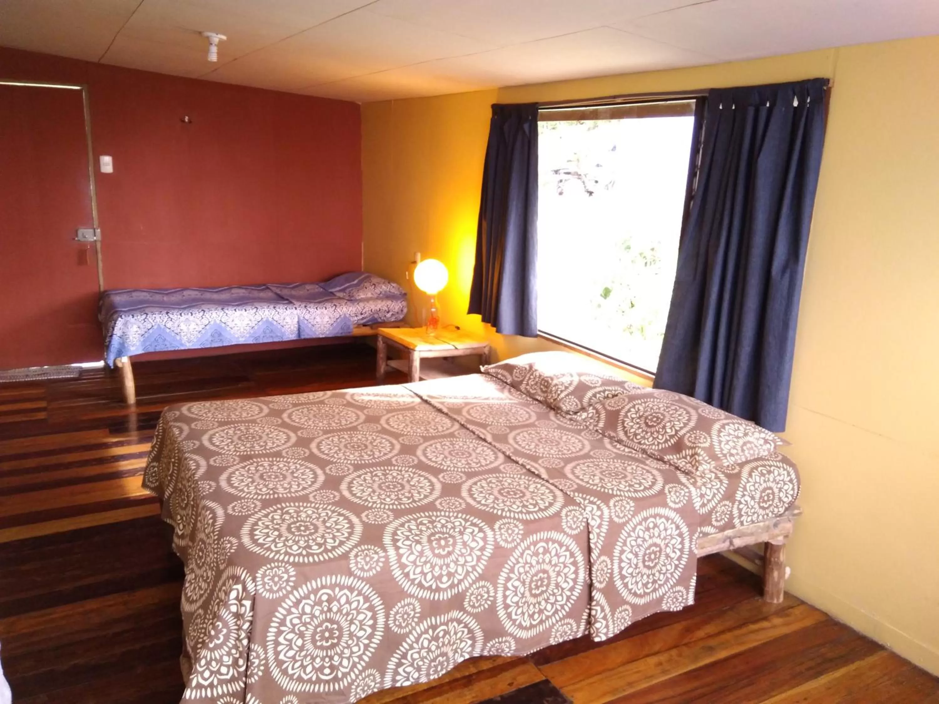 Bed in Iyok Ami (Madre Tierra)