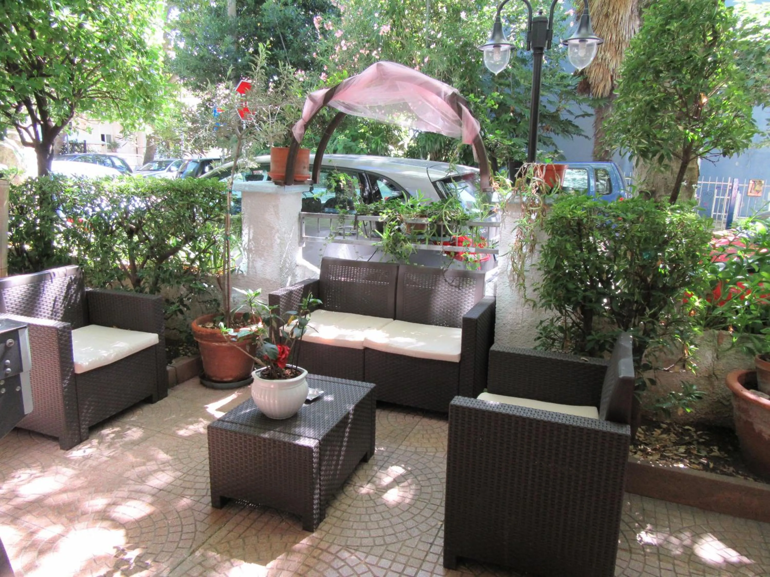 Patio in Hotel Urania Nuova Gestione
