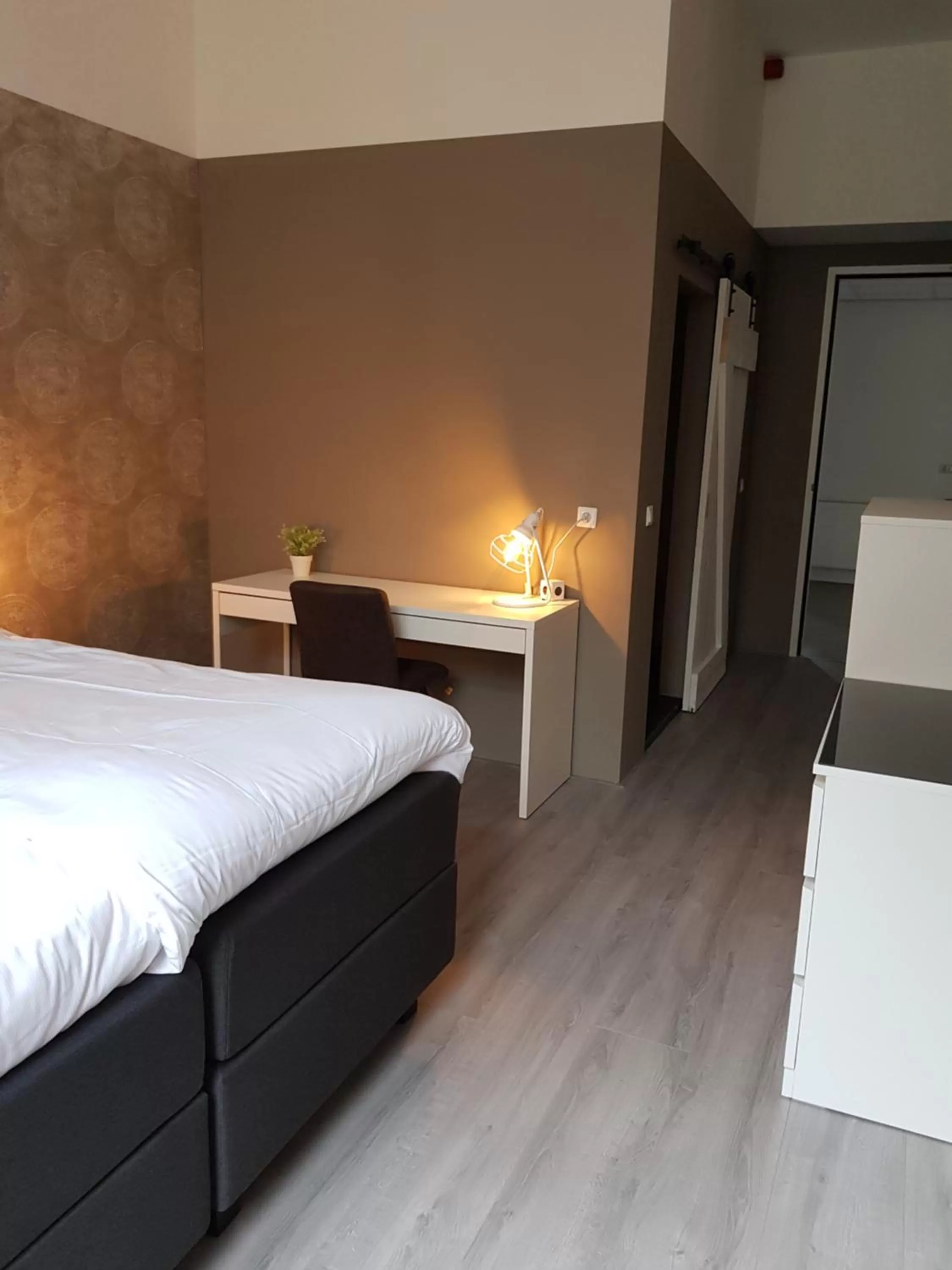 Bed in B&B de Wilhelminaschool