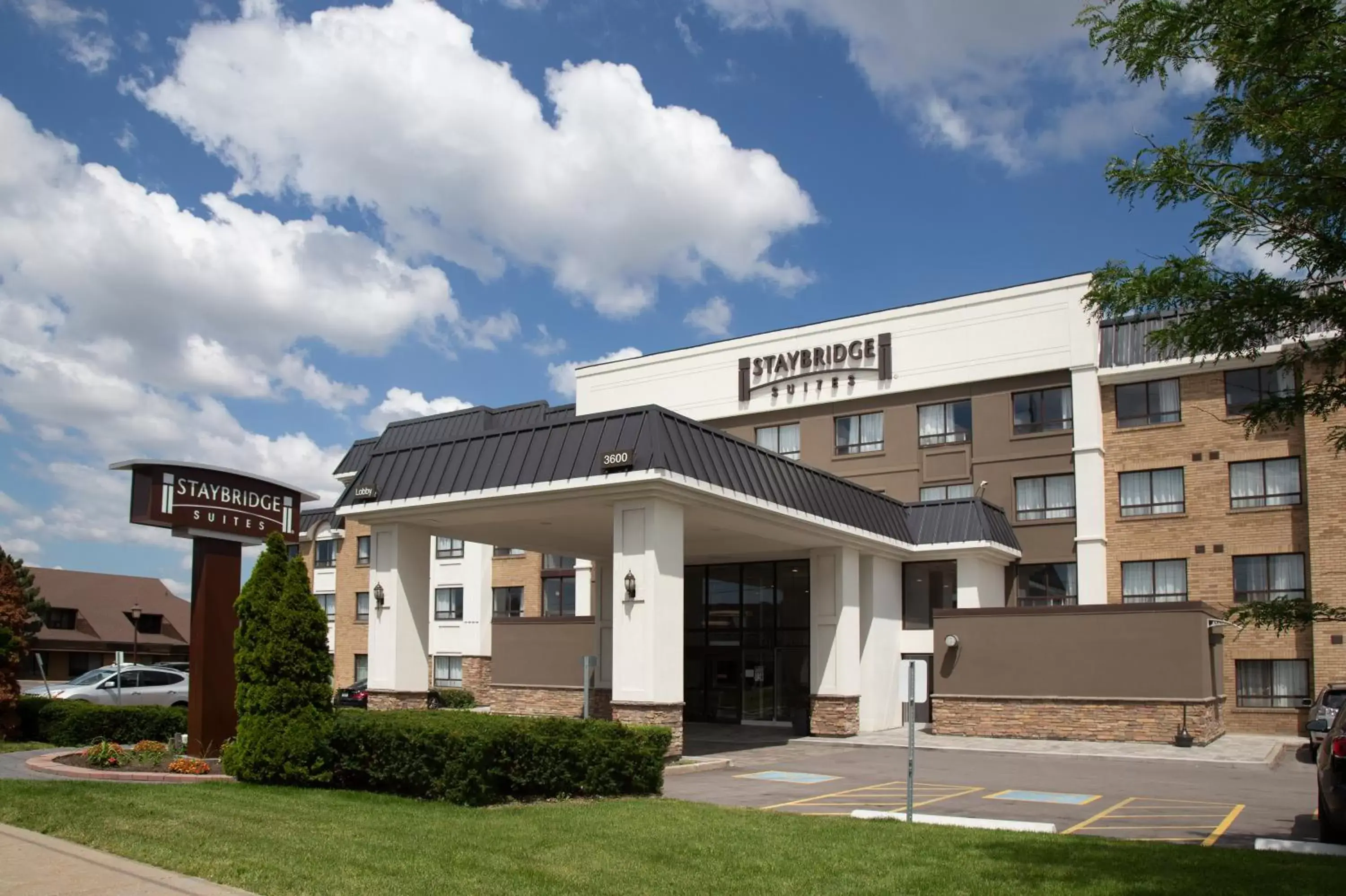Staybridge Suites Toronto - Vaughan South by IHG Staybridge Suites Toronto - Vaughan South by IHG