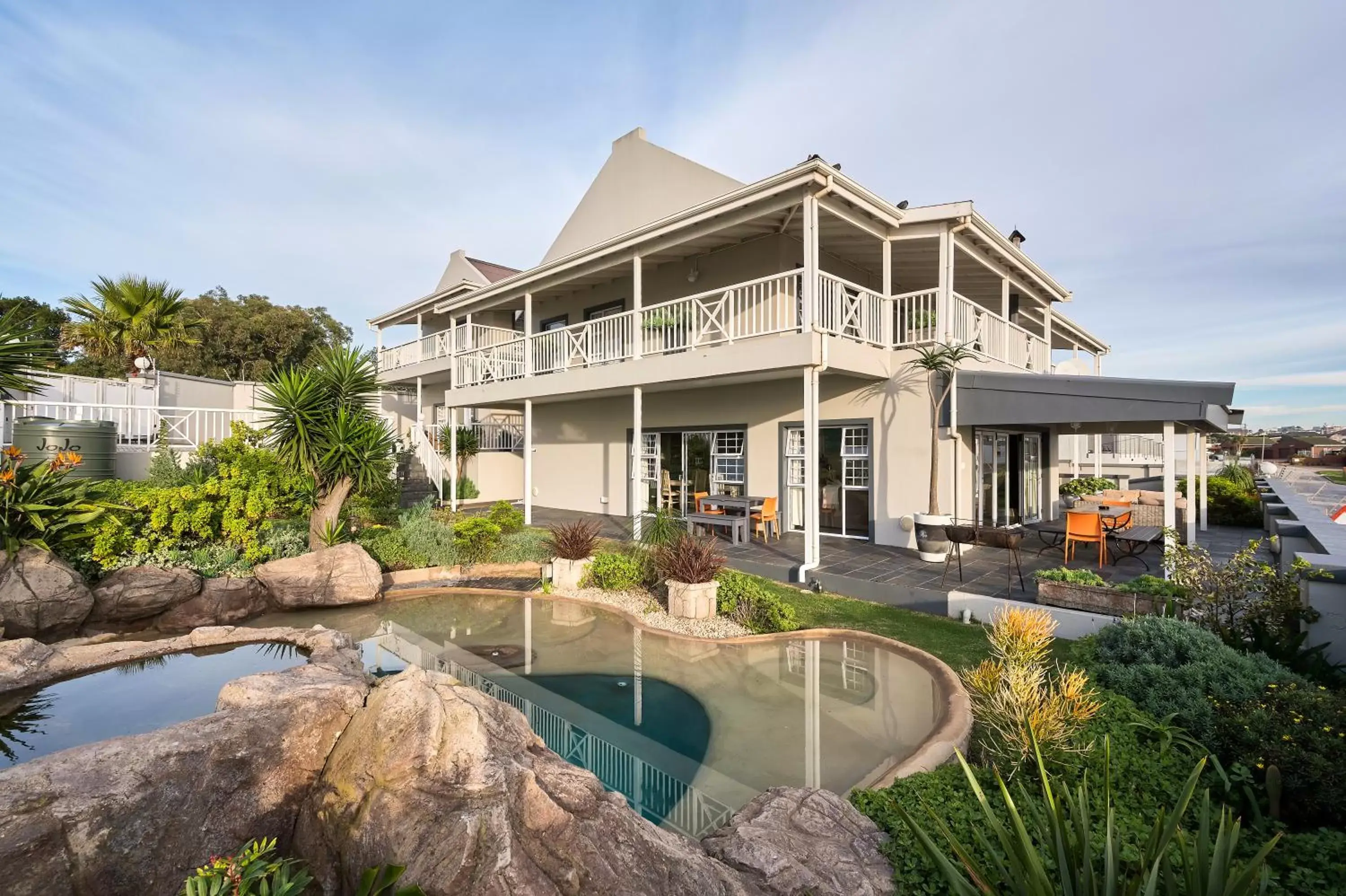 Sir Roys at the Sea Sir Roys at the Sea