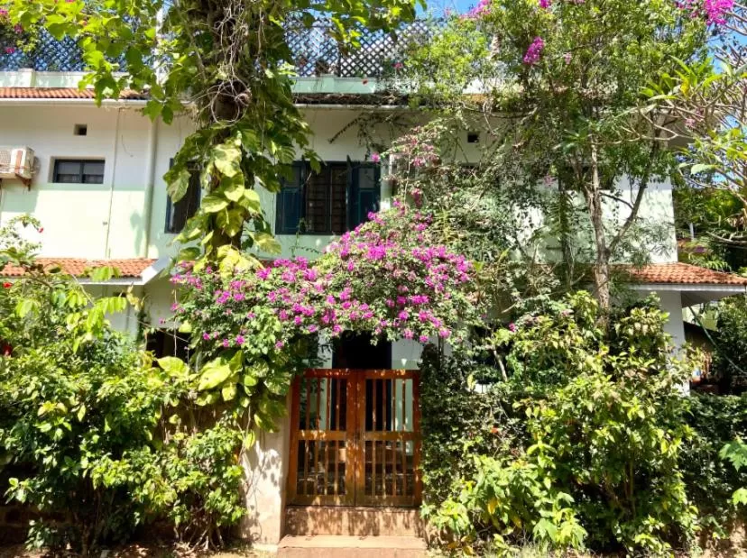 Property Building in Villa Jacaranda