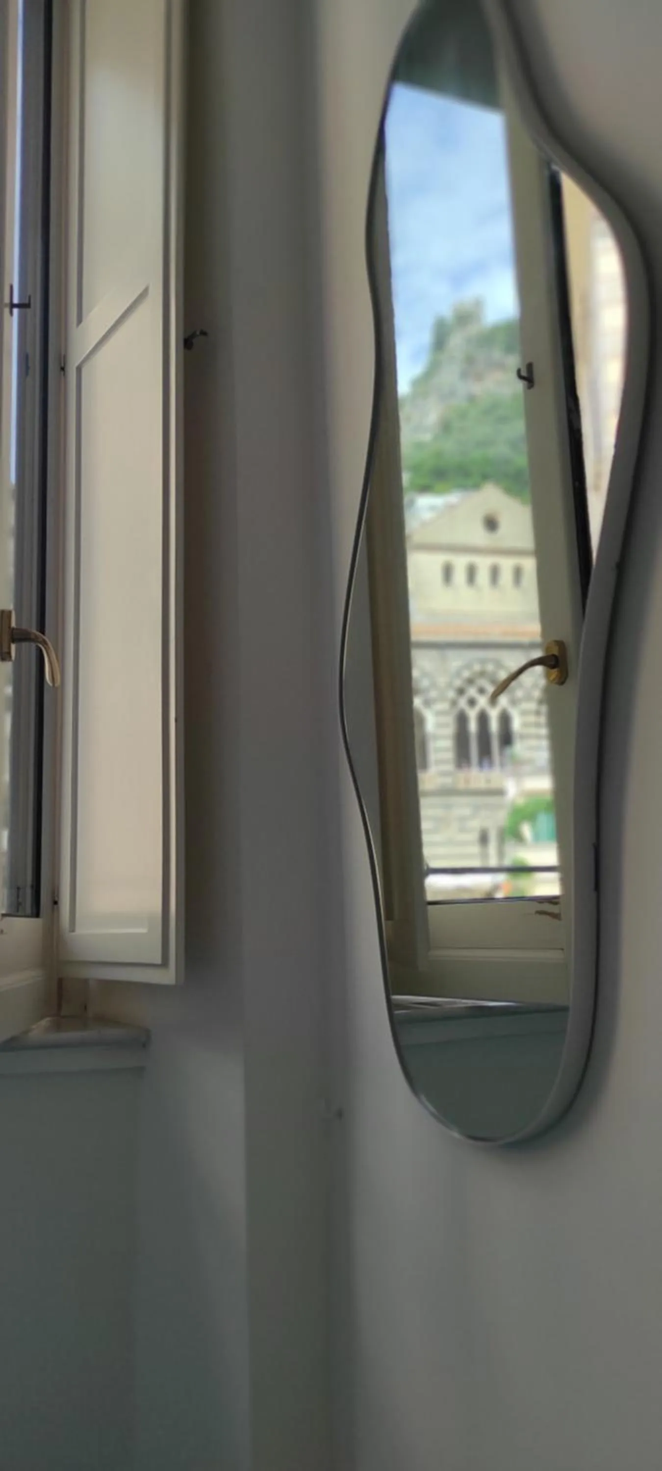 Decorative detail in Albergo S. Andrea