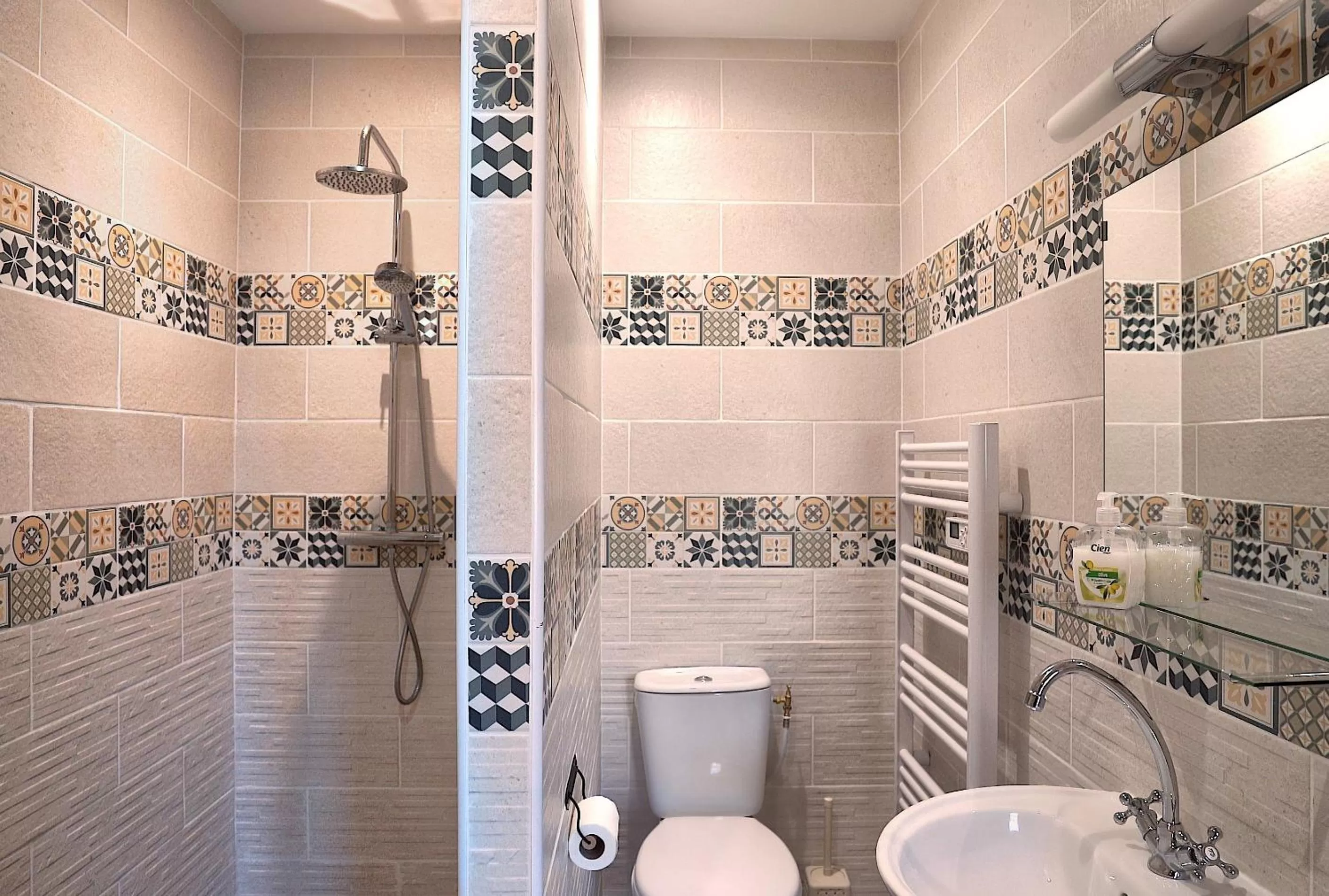 Bathroom in Au Chapitre