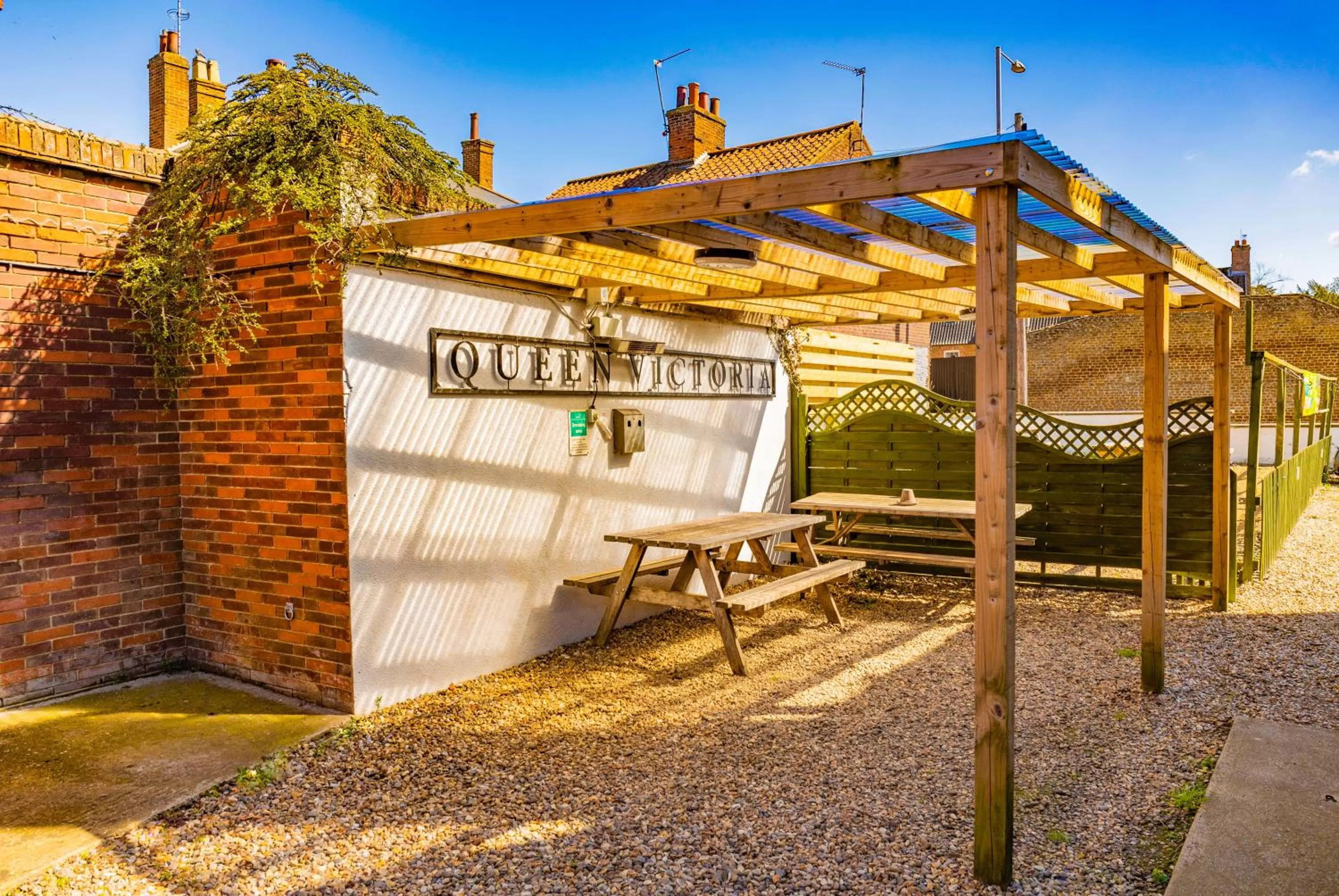 Property building in The Queen Victoria