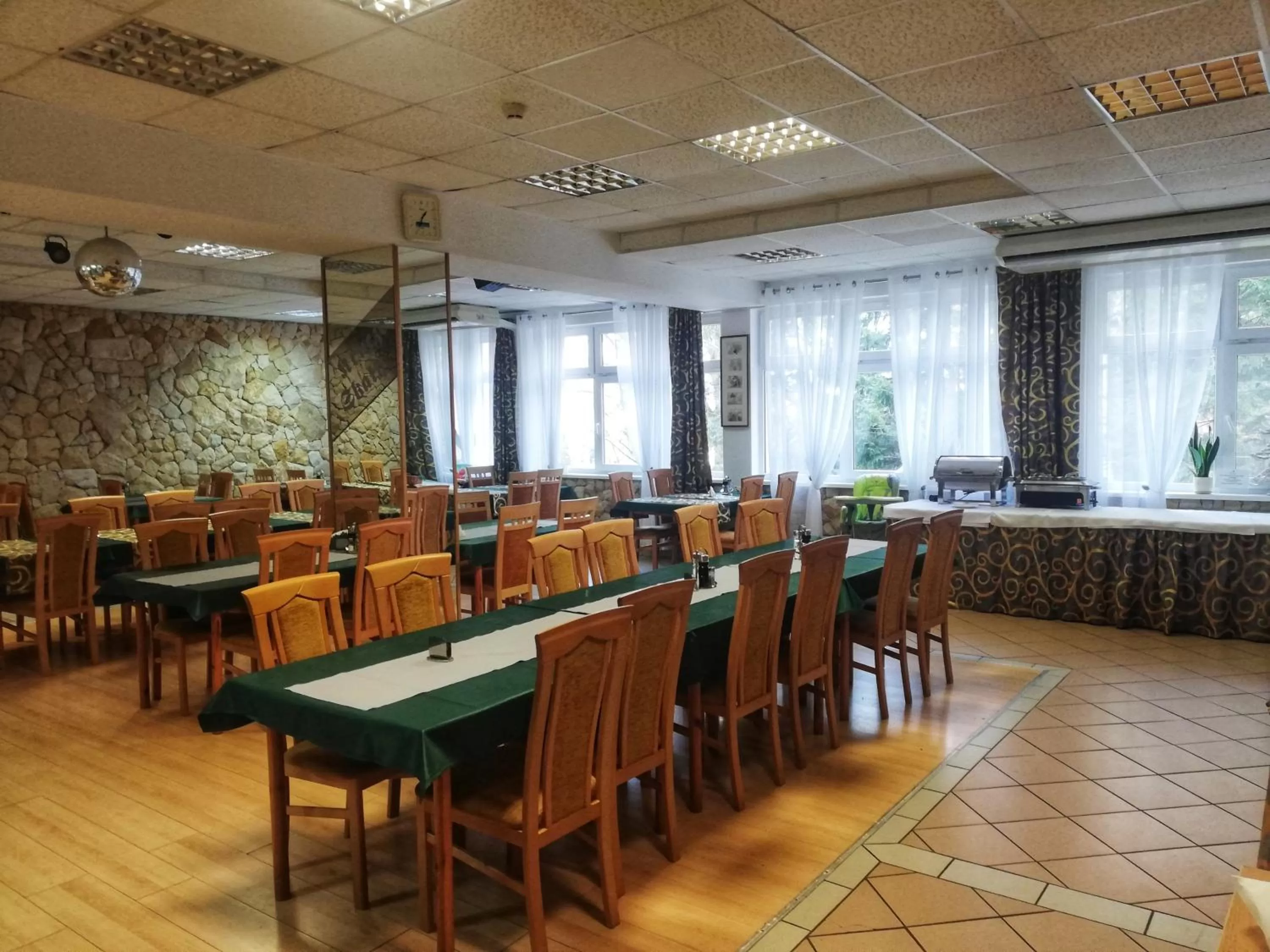 Property building in Ośrodek Konferencyjno-Wypoczynkowy "Krucze Skały" w Karpaczu