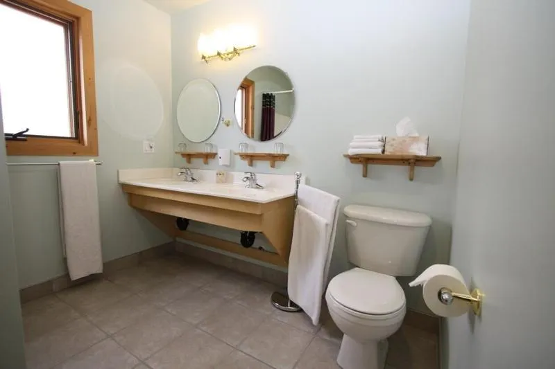 Bathroom in Glenogle Mountain Lodge and Spa