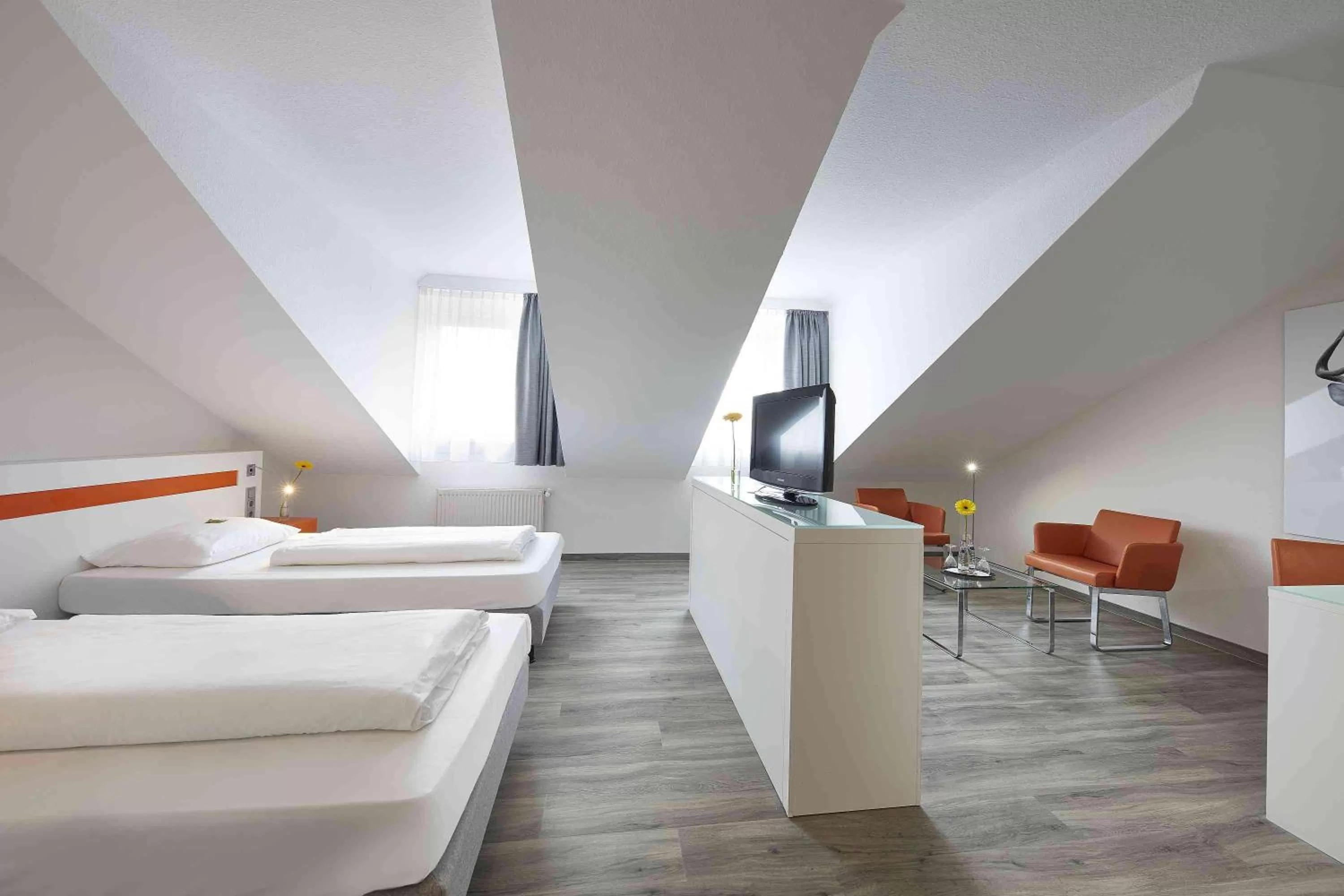 Bedroom, Bed in GHOTEL hotel & living Kiel