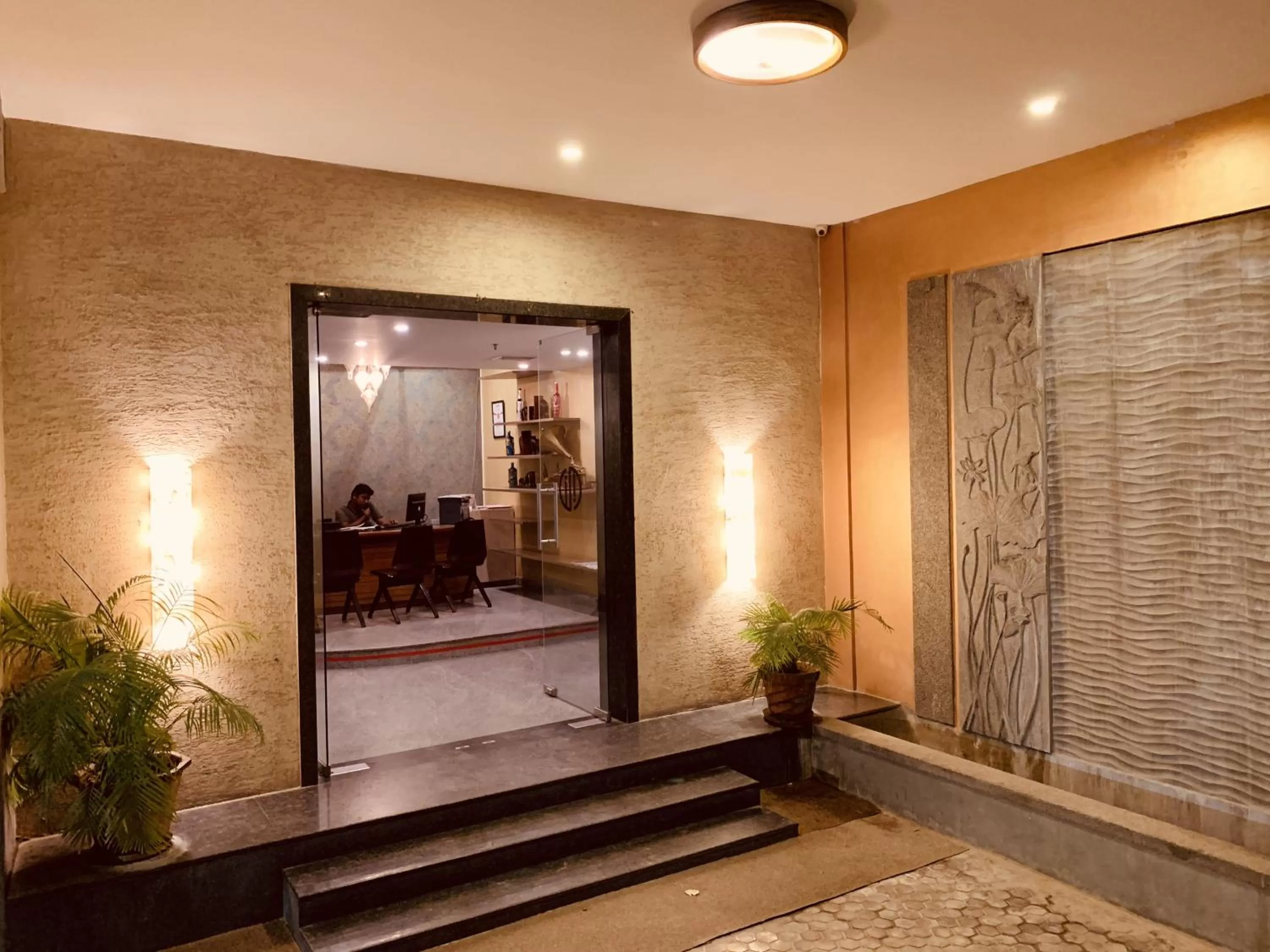 Facade/entrance in Hotel Sabareesh Park