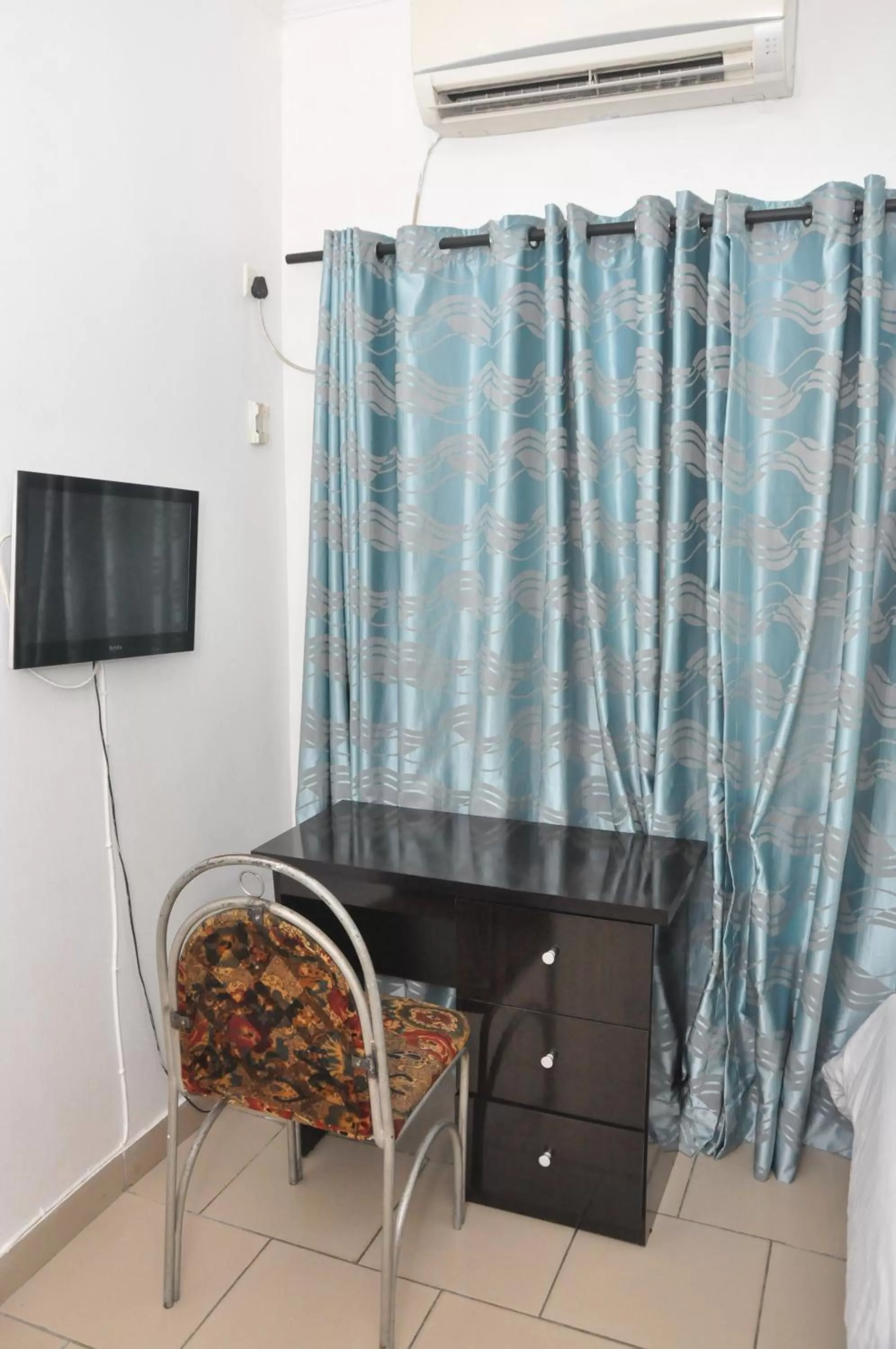 TV and multimedia, TV/Entertainment Center in Haute Aparthotel