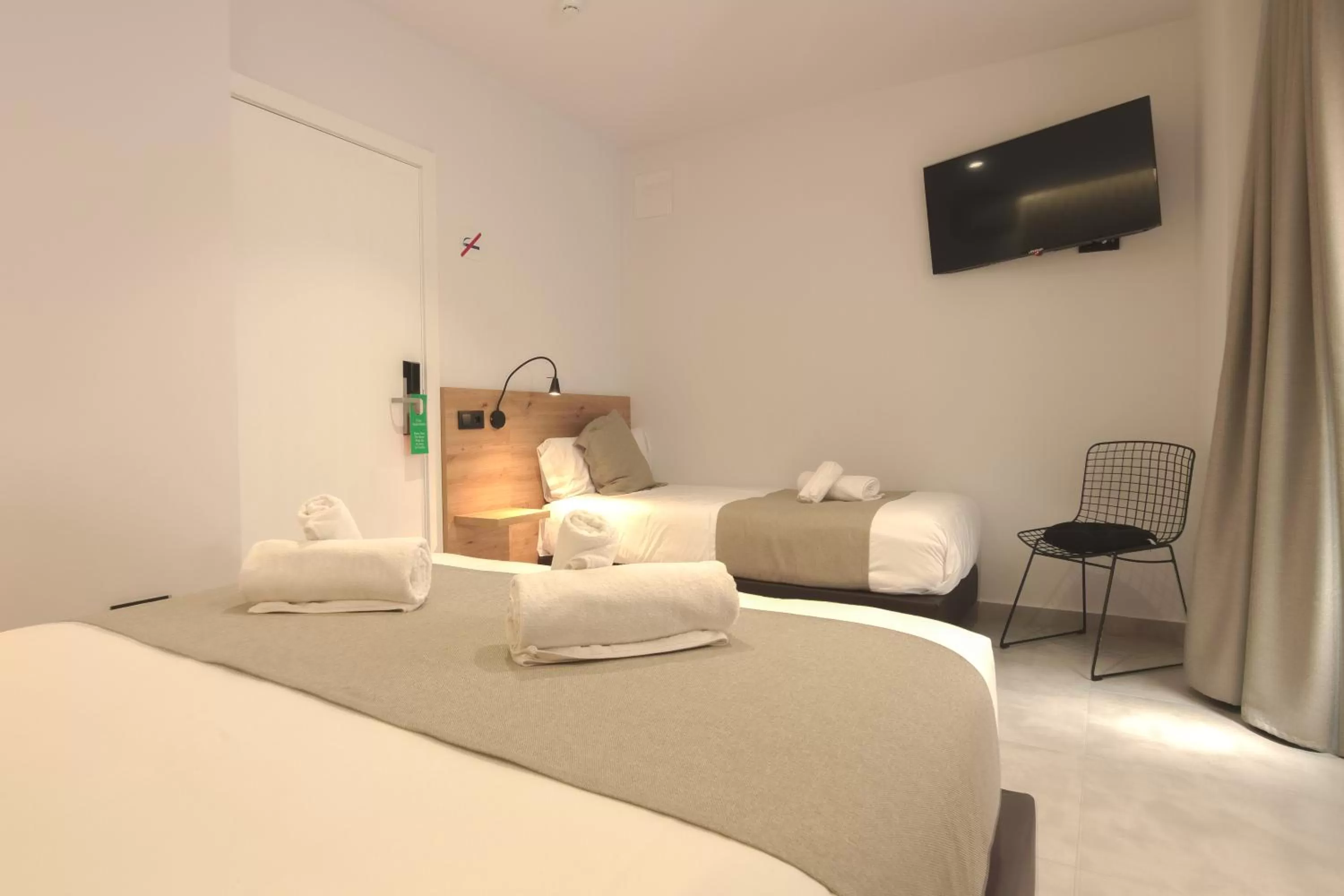 Photo of the whole room, Bed in Hotel La Milagrosa