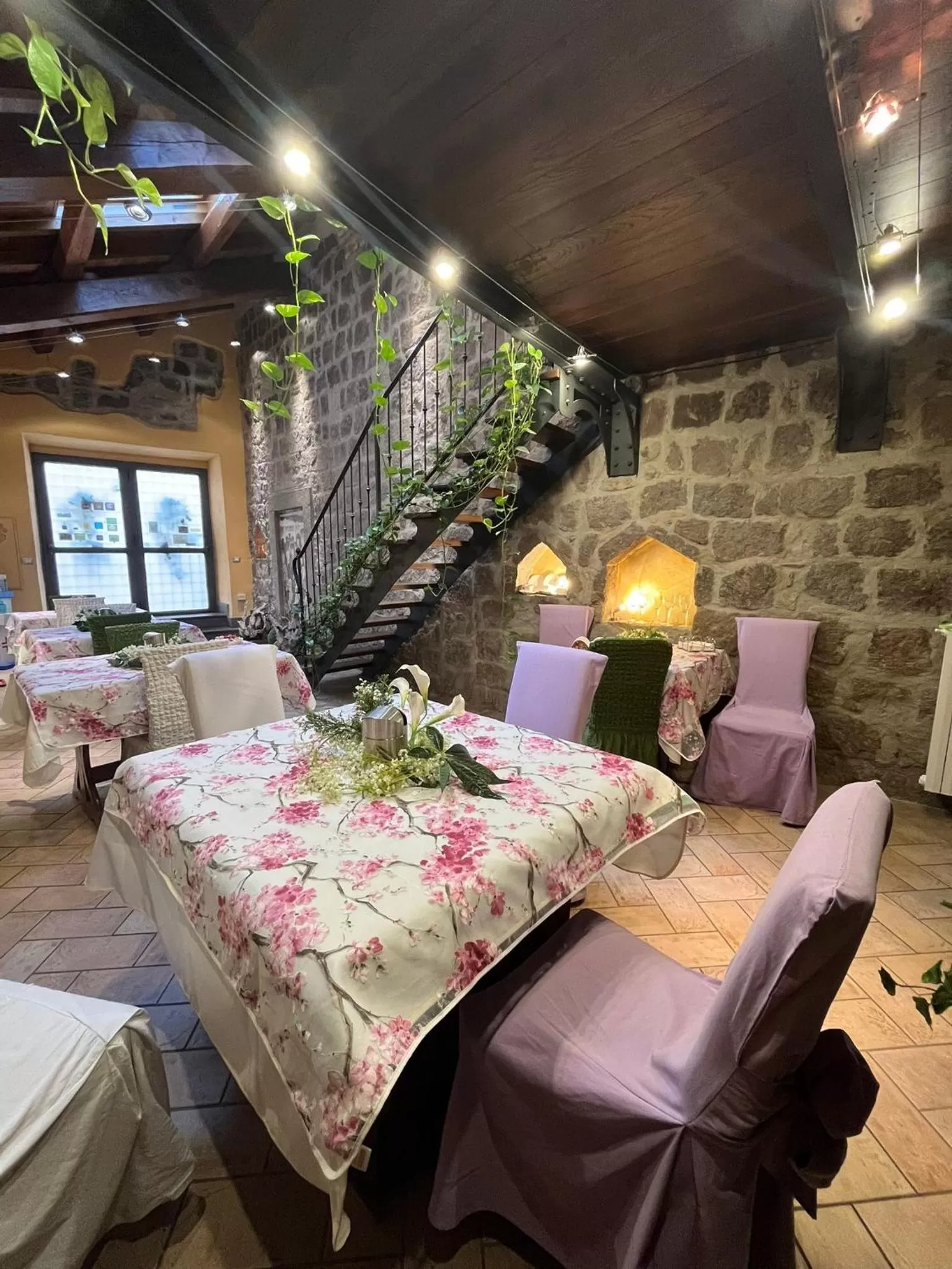 Breakfast, Bed in Medieval House