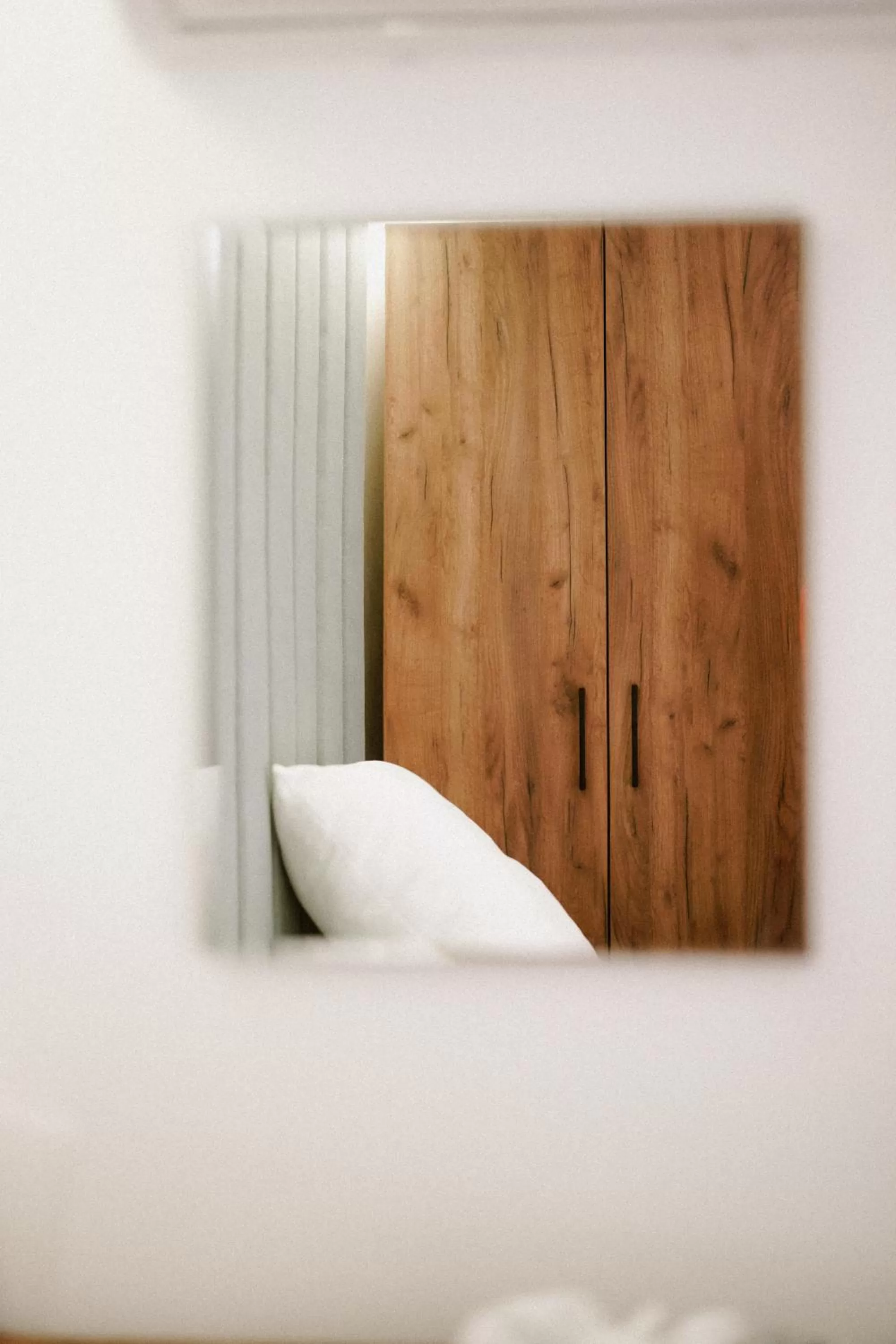 wardrobe, Bed in The White Tree