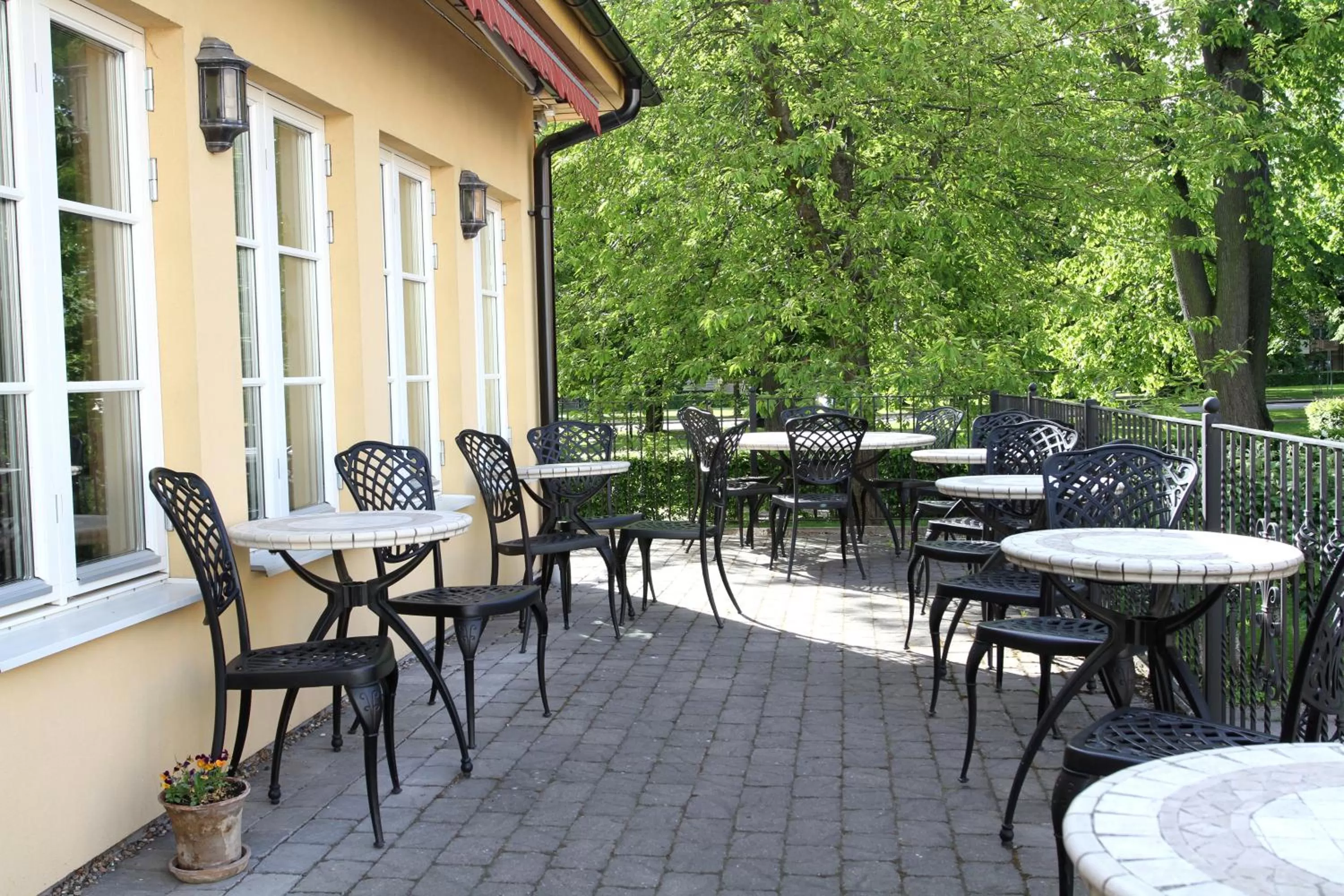 Restaurant/places to eat in Park Hotel Linköping Fawlty Towers