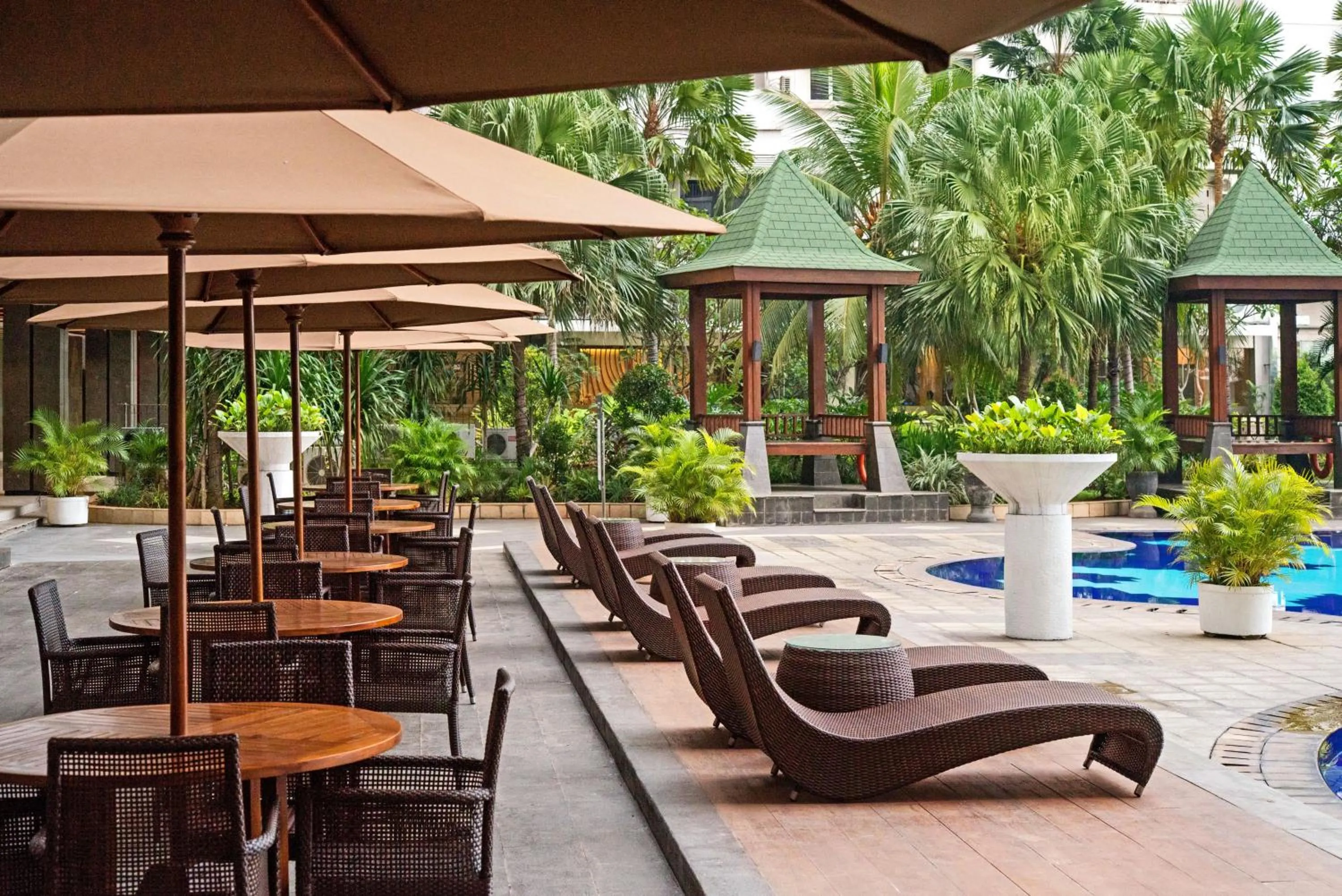 Area and facilities in Grand Whiz Poins Simatupang Jakarta