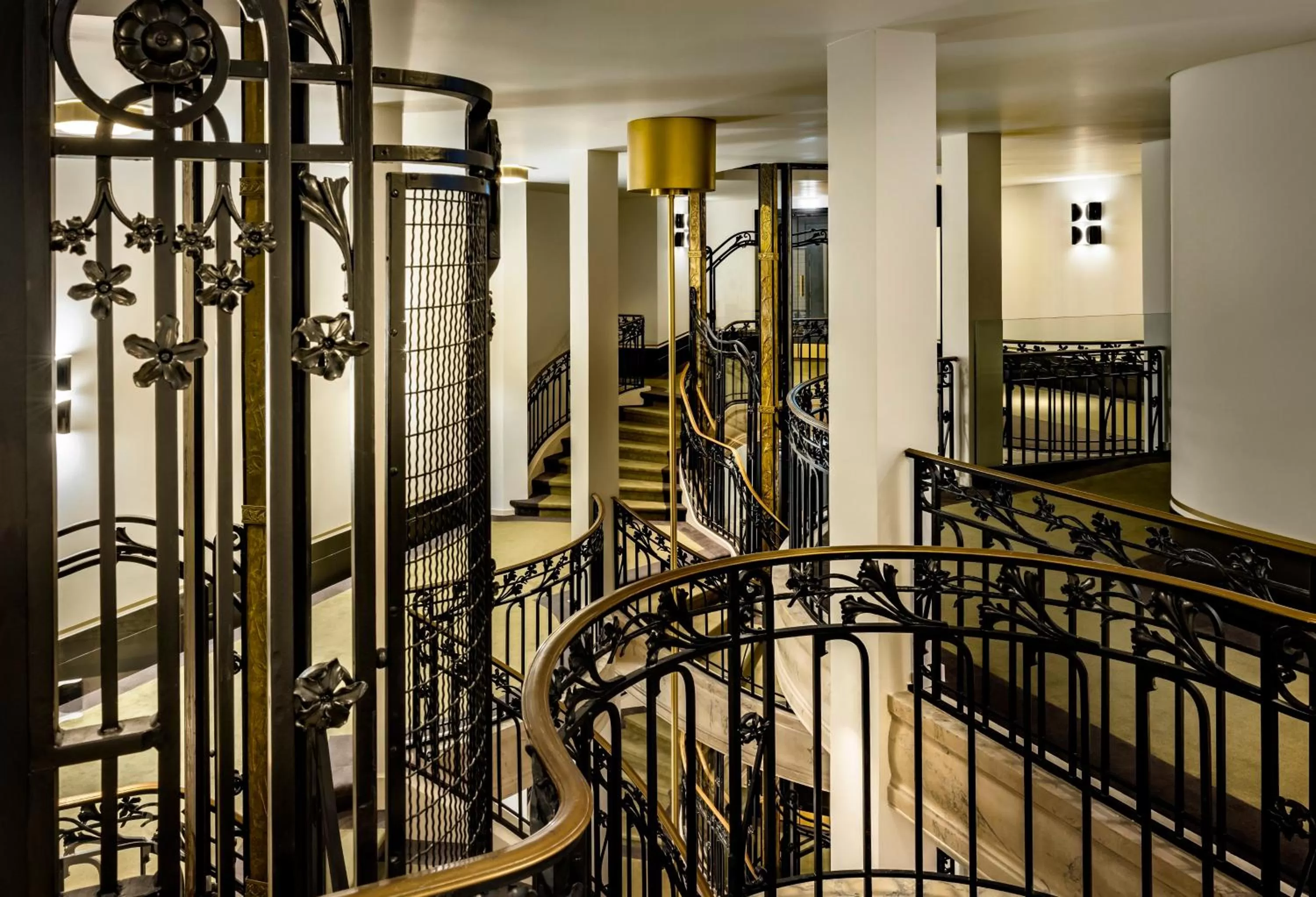 Lobby or reception in Kimpton - St Honoré Paris by IHG