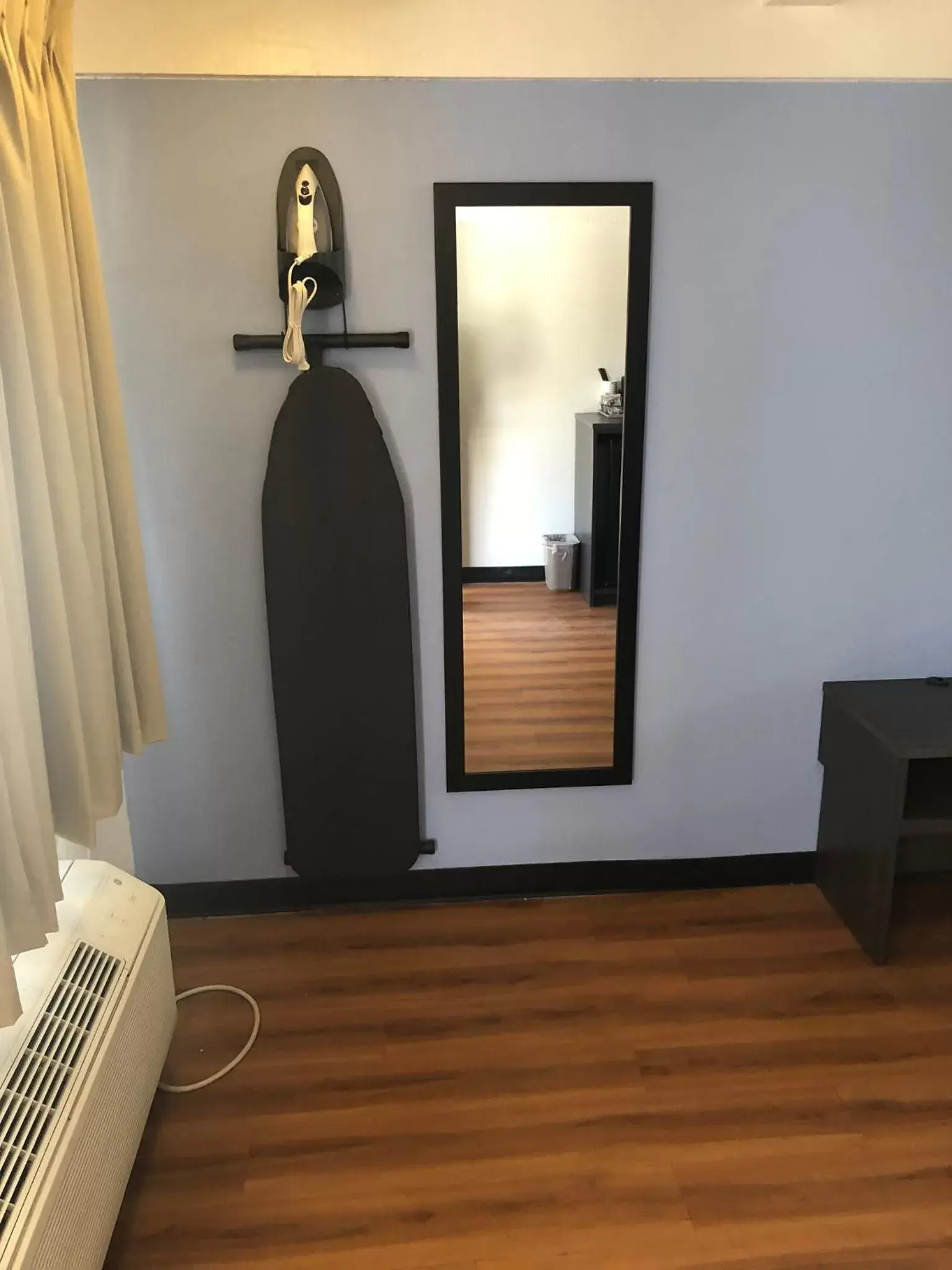 King Room - Non-Smoking in Super 8 by Wyndham Asheville/Biltmore King Room - Non-Smoking in Super 8 by Wyndham Asheville/Biltmore