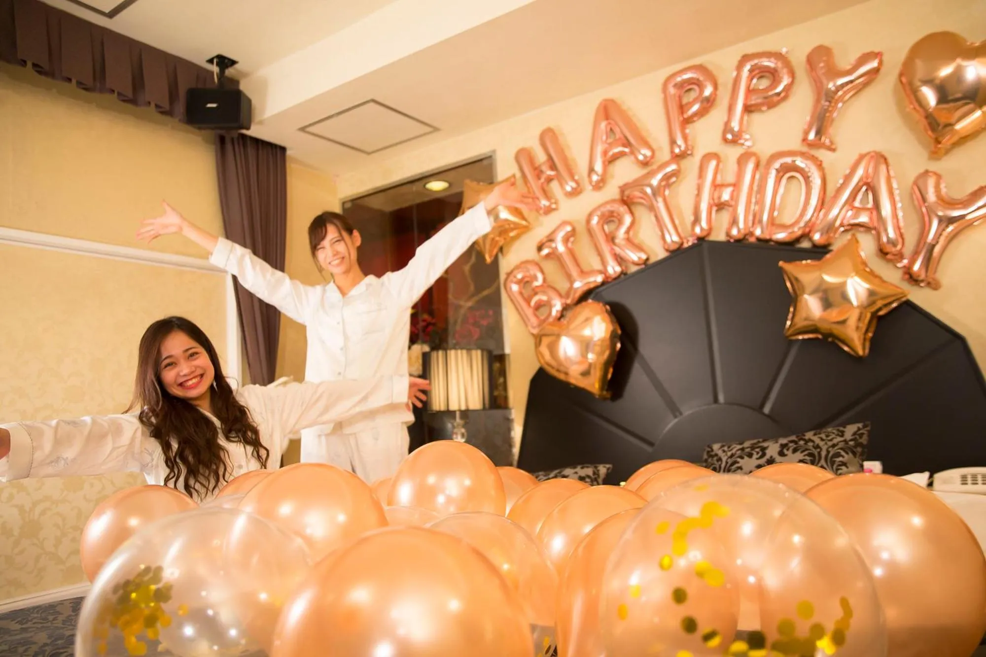 People in HOTEL U's Kouroen