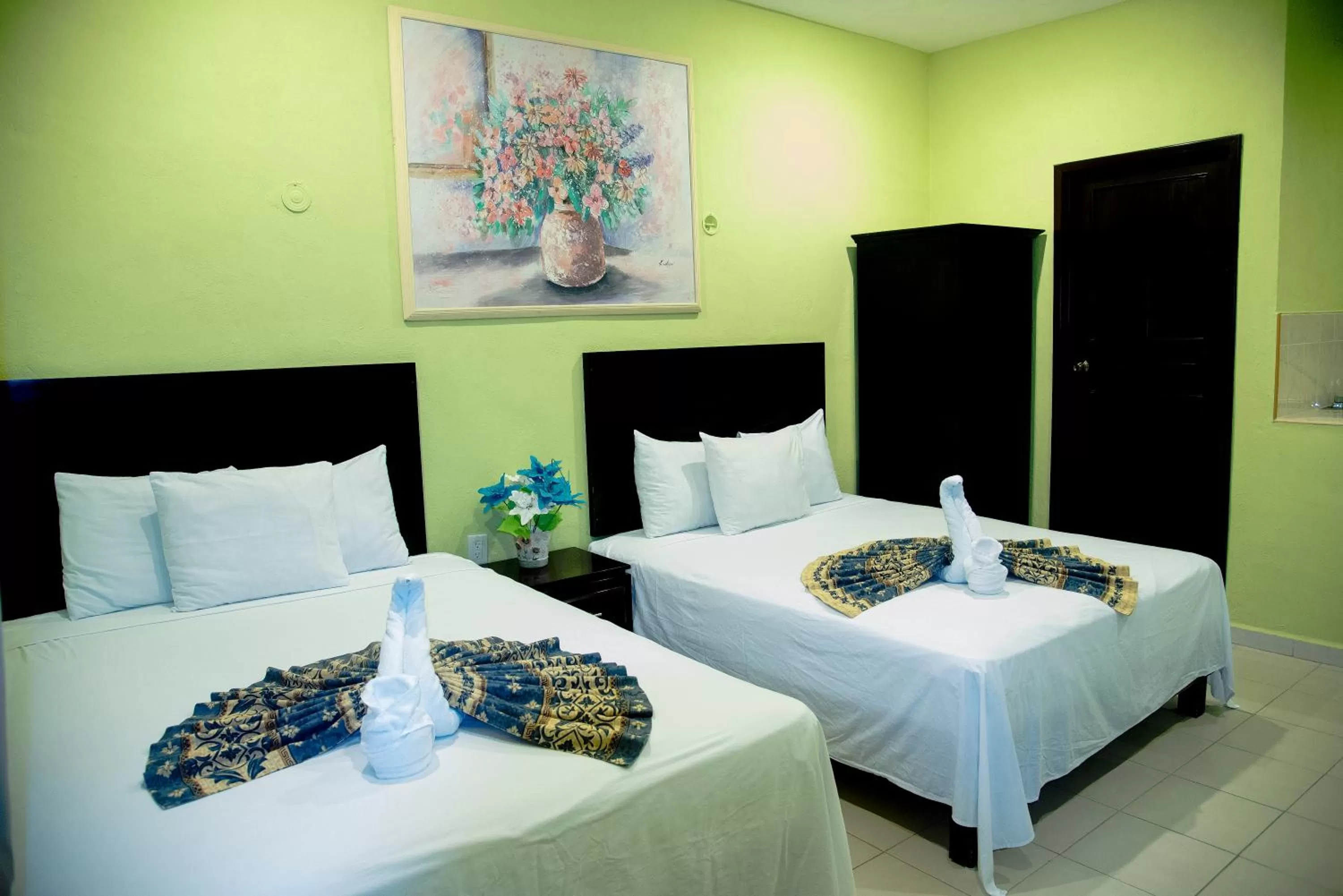 Photo of the whole room, Bed in Hotel Turquesa Maya