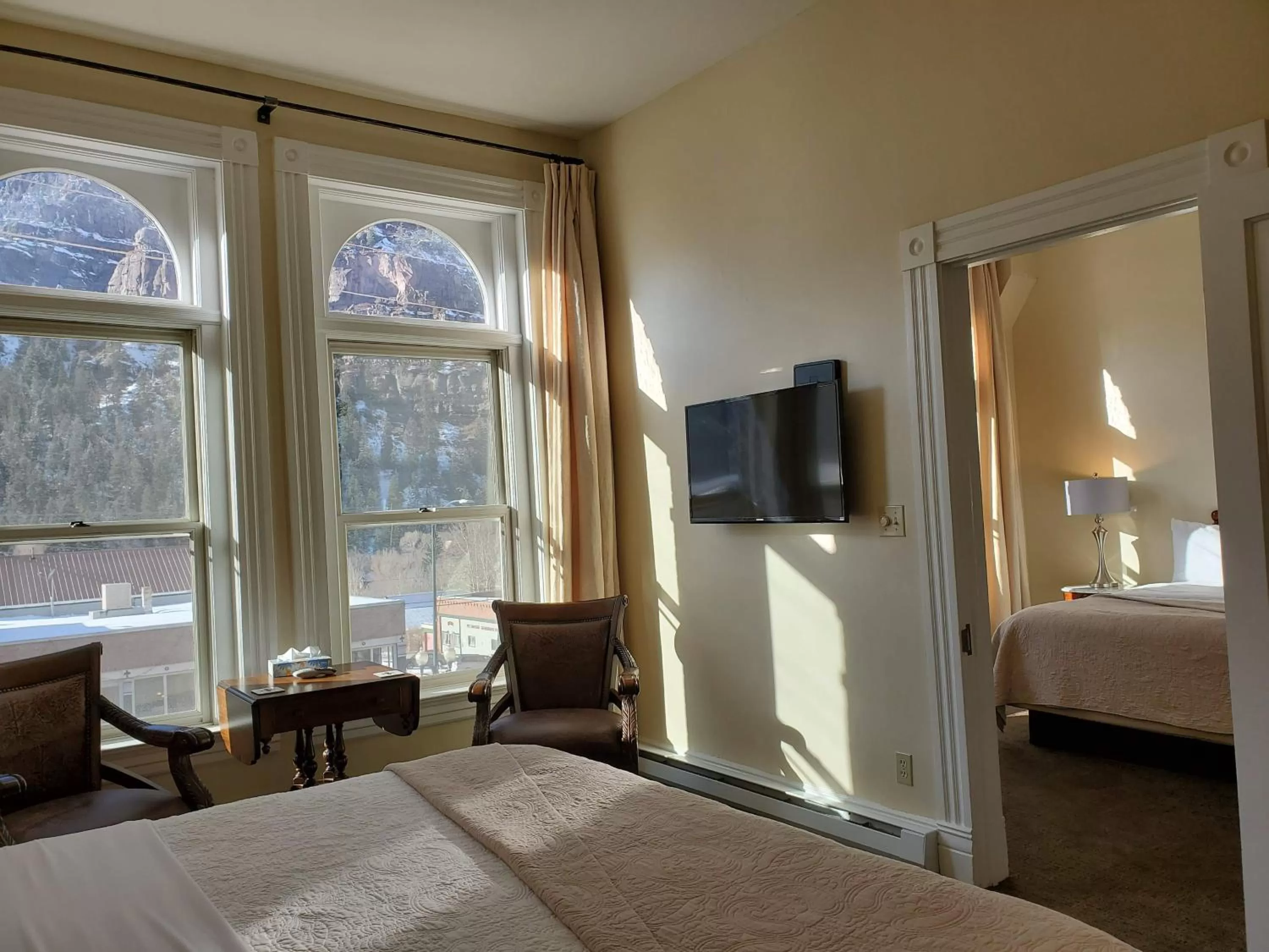 Bedroom, Bed in Hotel Ouray - for 12 years old and over