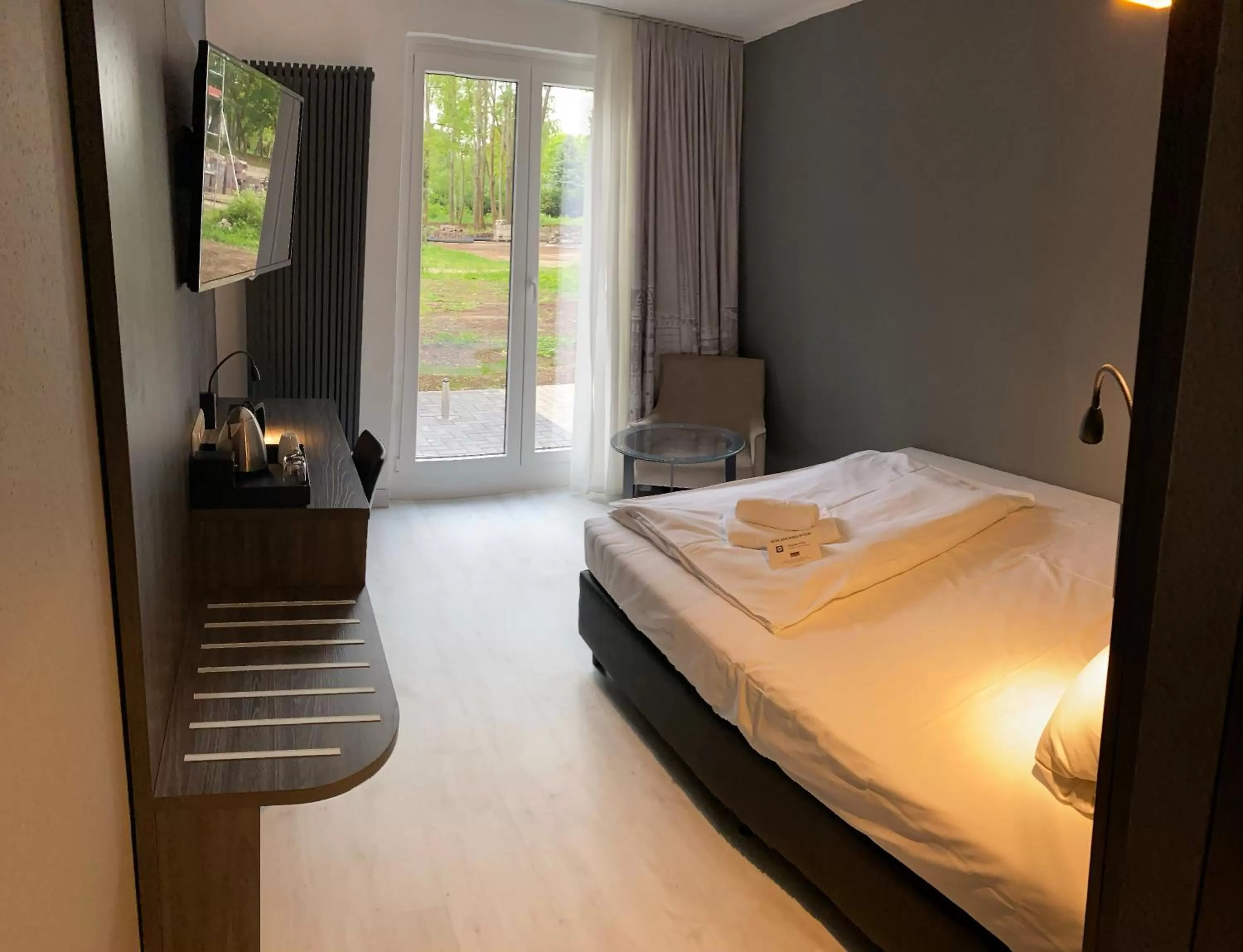 Bed in SL'otel im Parforcehaus