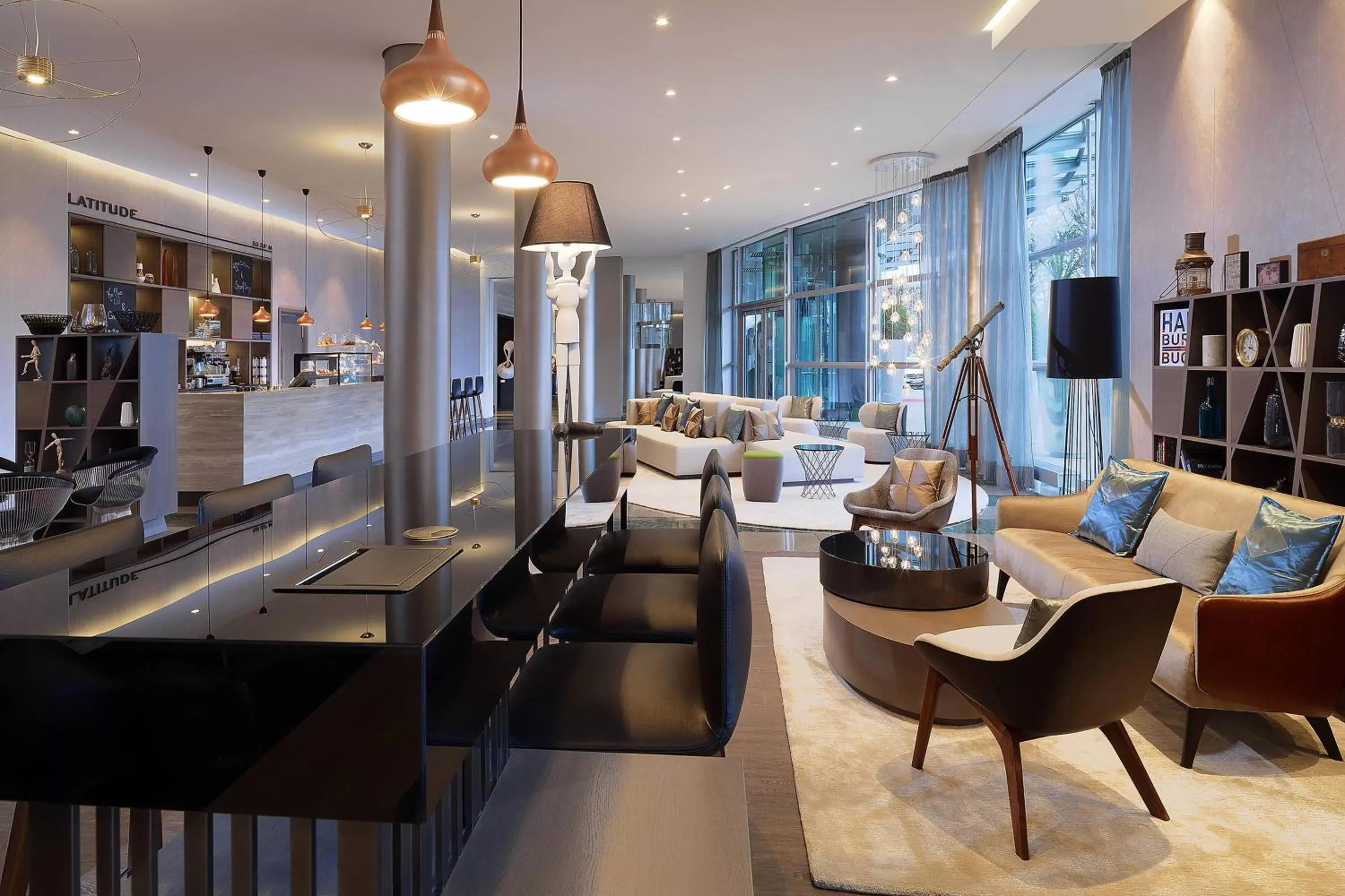 Restaurant/places to eat in Le Méridien Hamburg