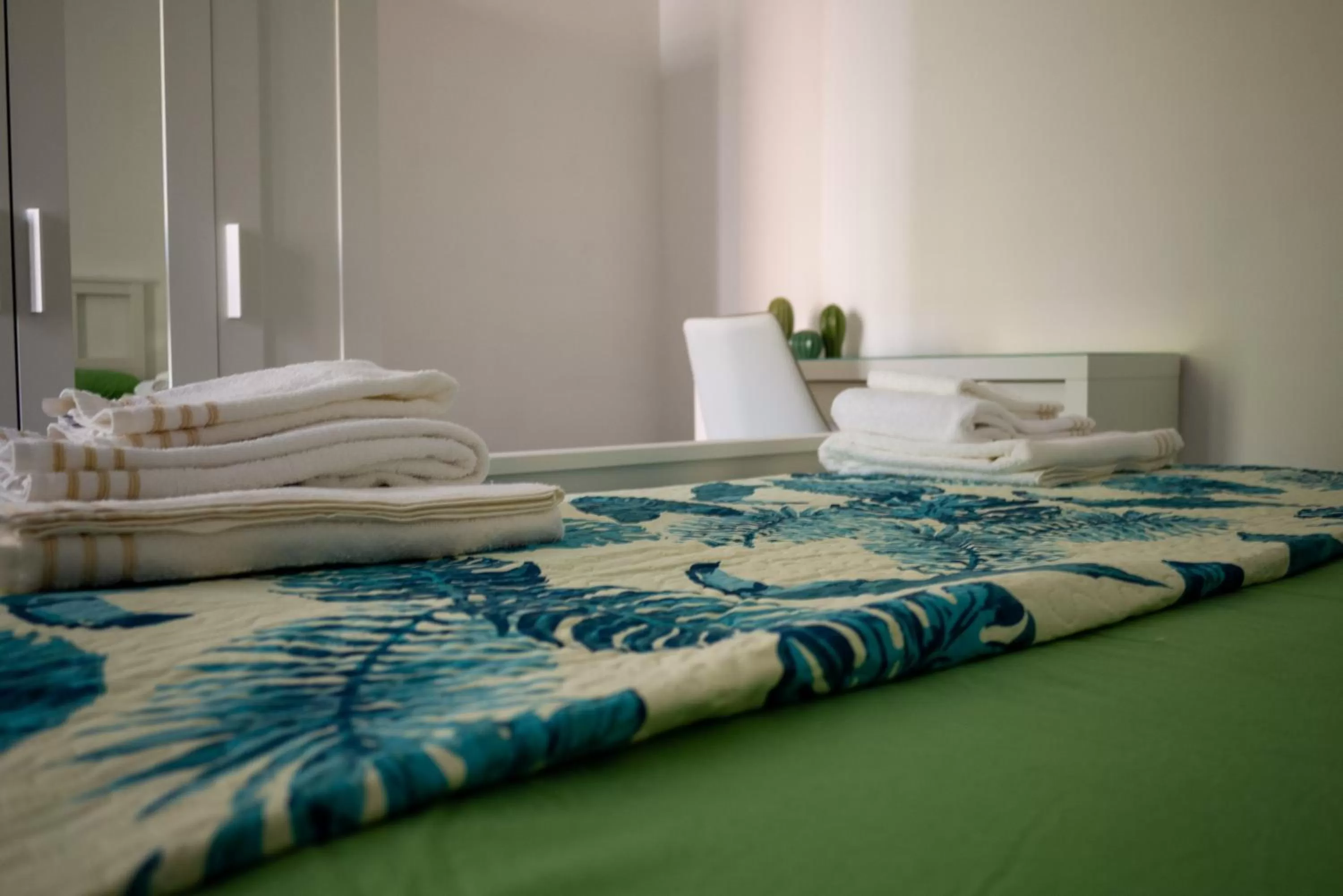 Bedroom, Bed in B&B The Sun 'tis