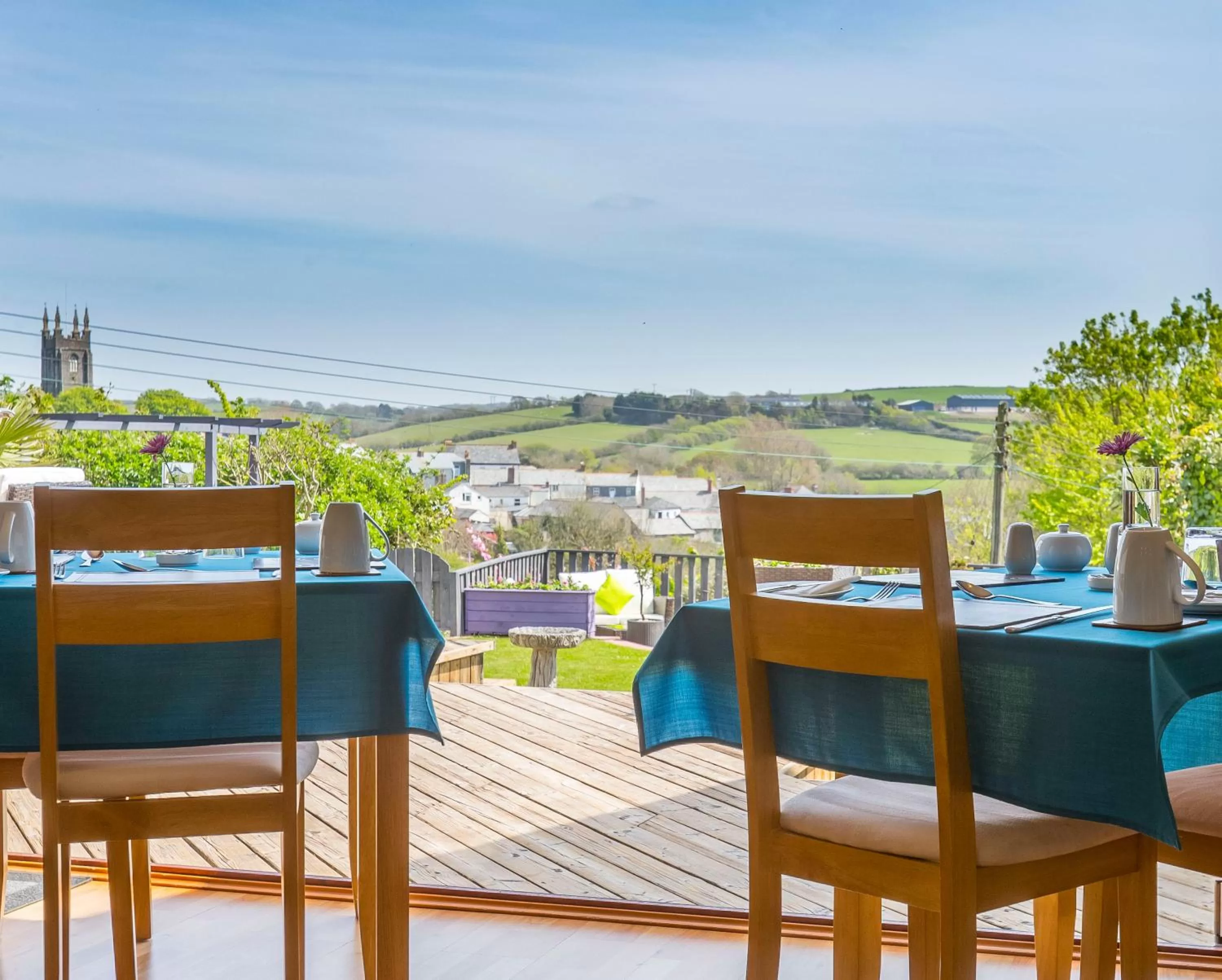 Dining area in Oak Lodge B&B