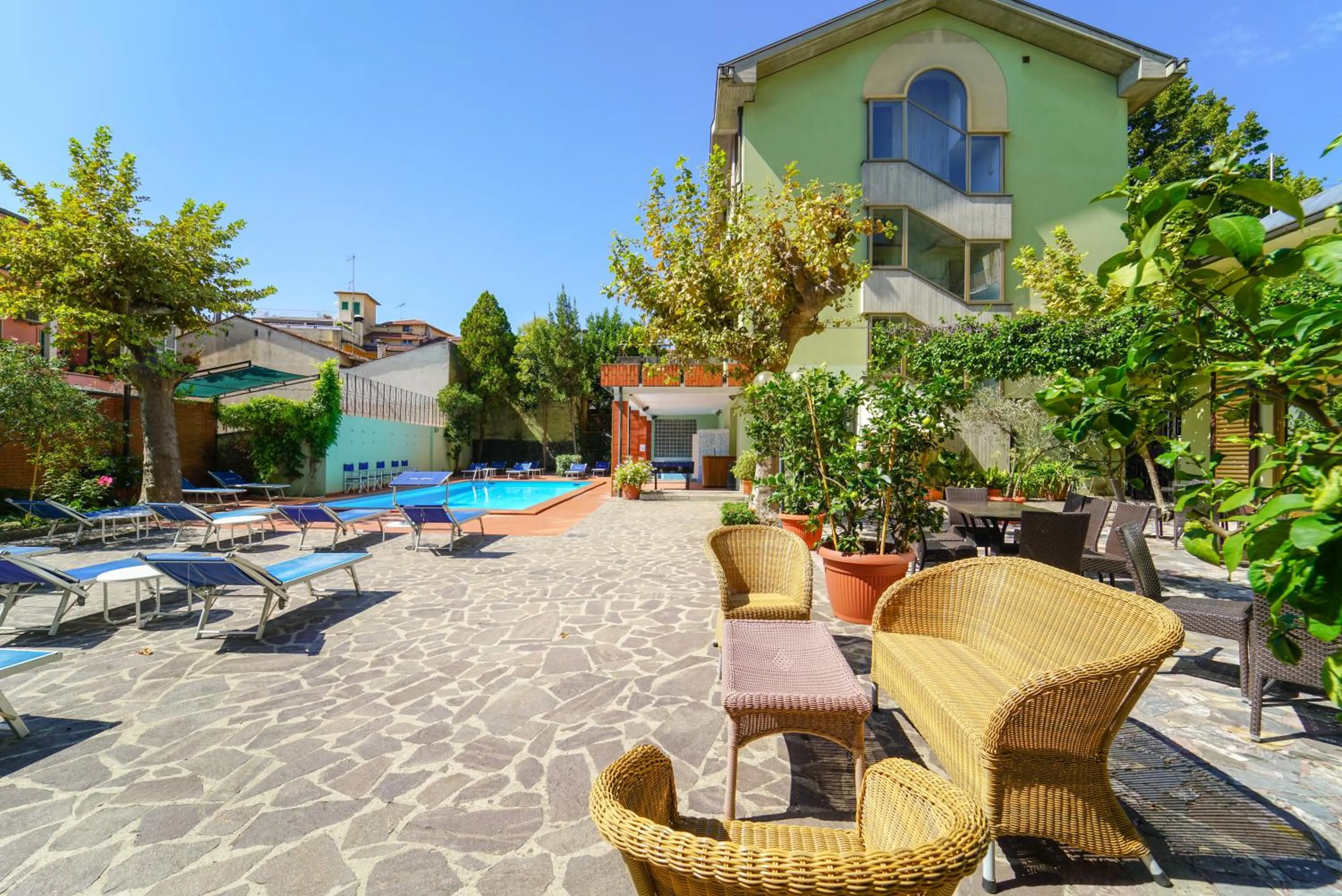 Patio in HG Hotel Cappelli