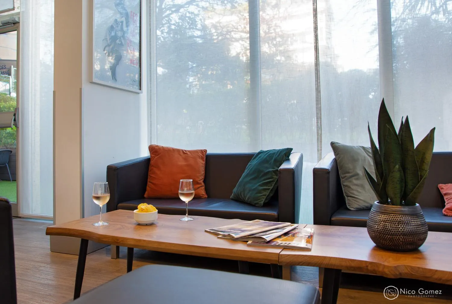 Living room in ibis Styles Cannes Le Cannet