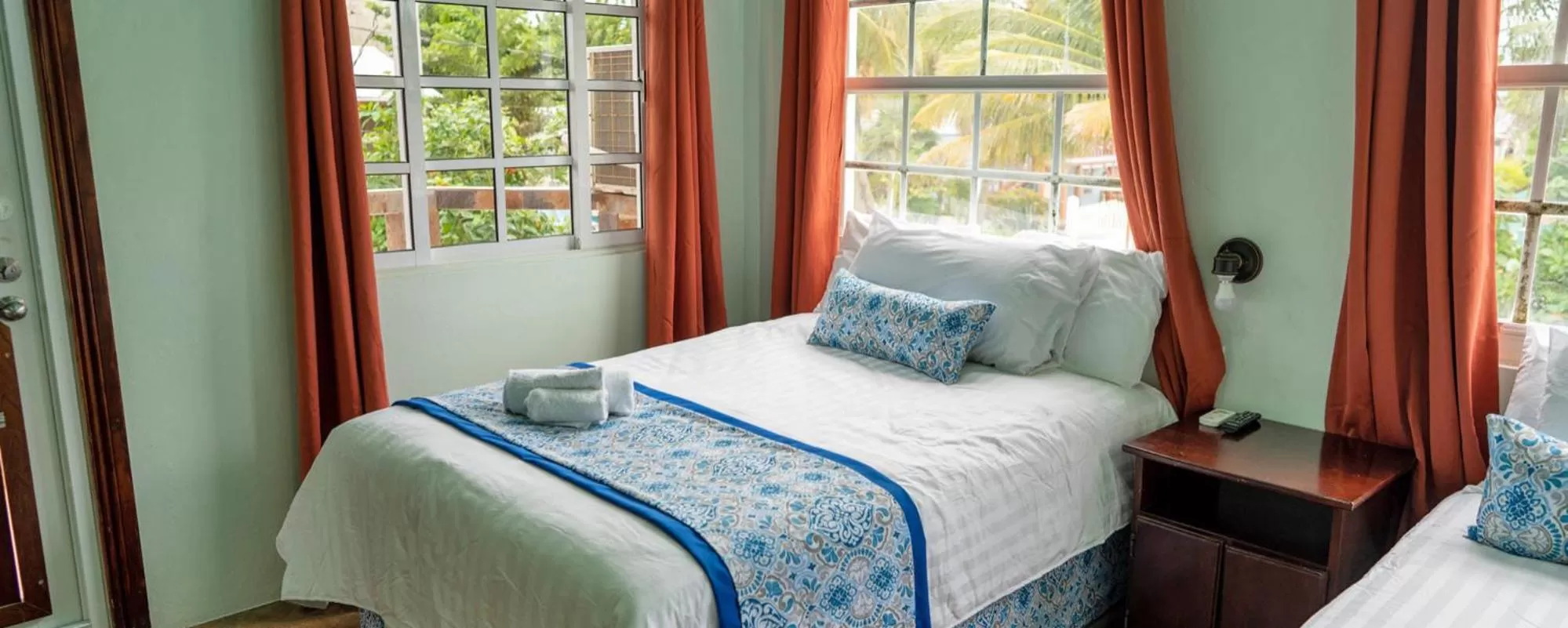 Bed in Island Magic Beach Resort