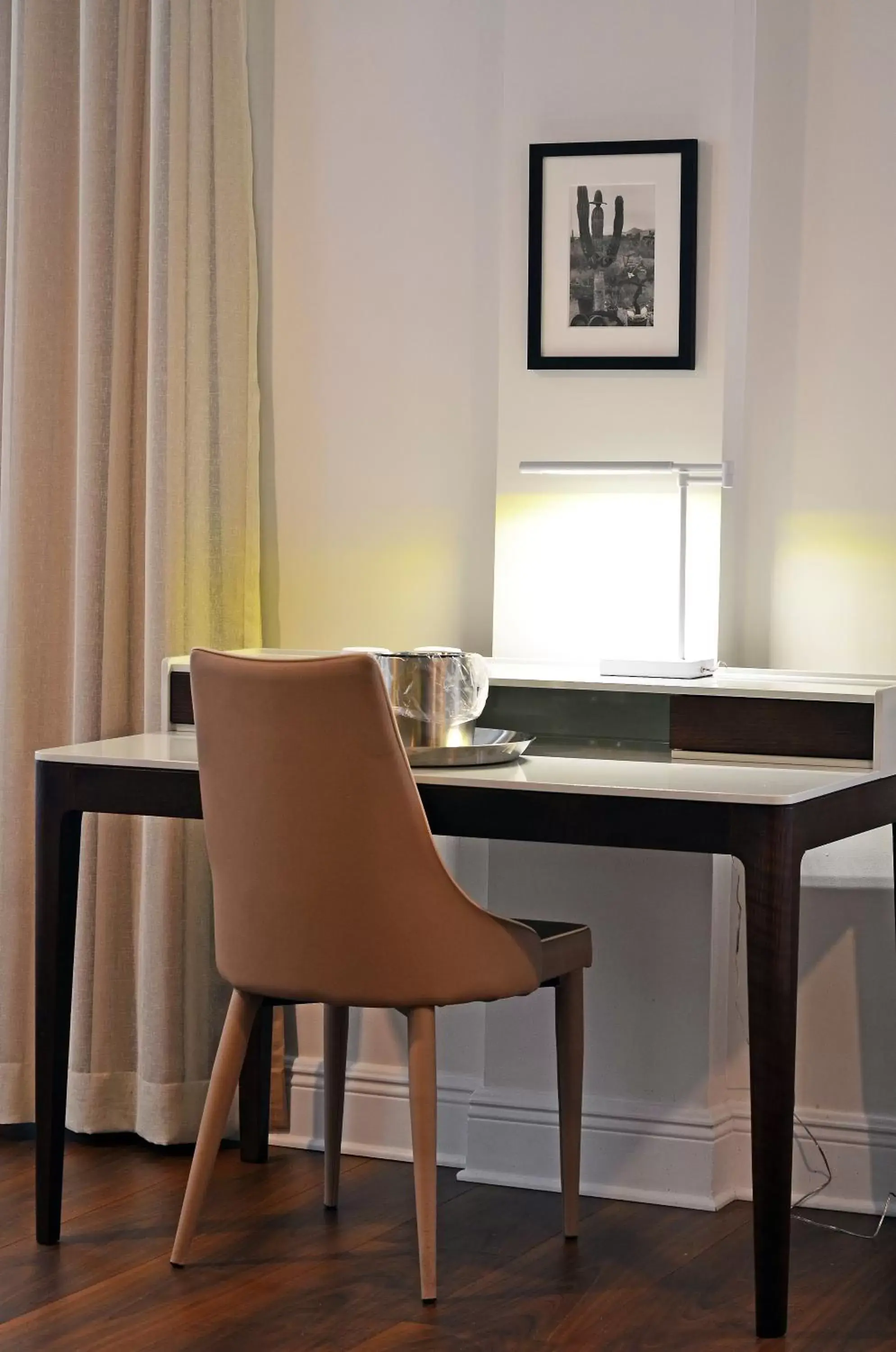 Deluxe King Room in Hotel St. Michel Deluxe King Room in Hotel St. Michel