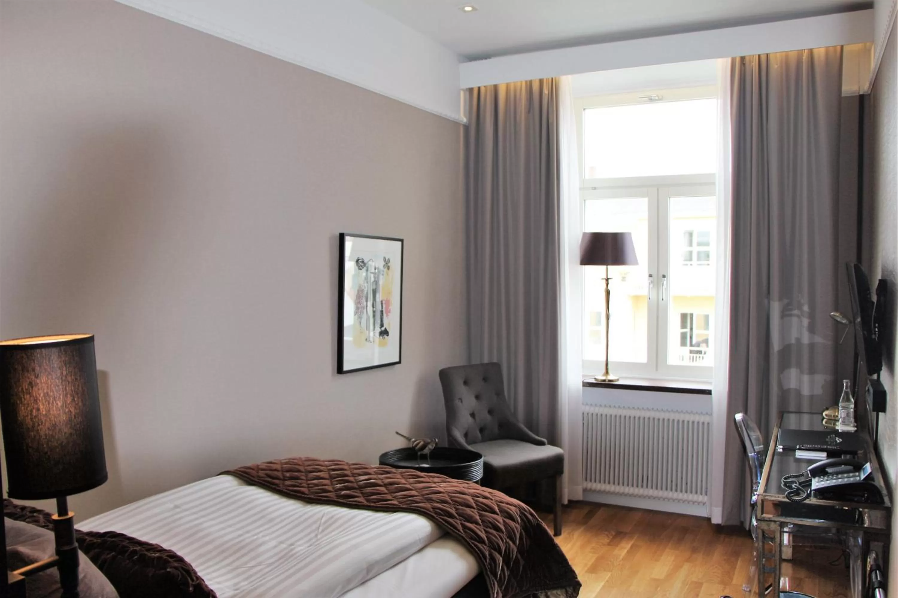 Day, Bed in Continental du Sud