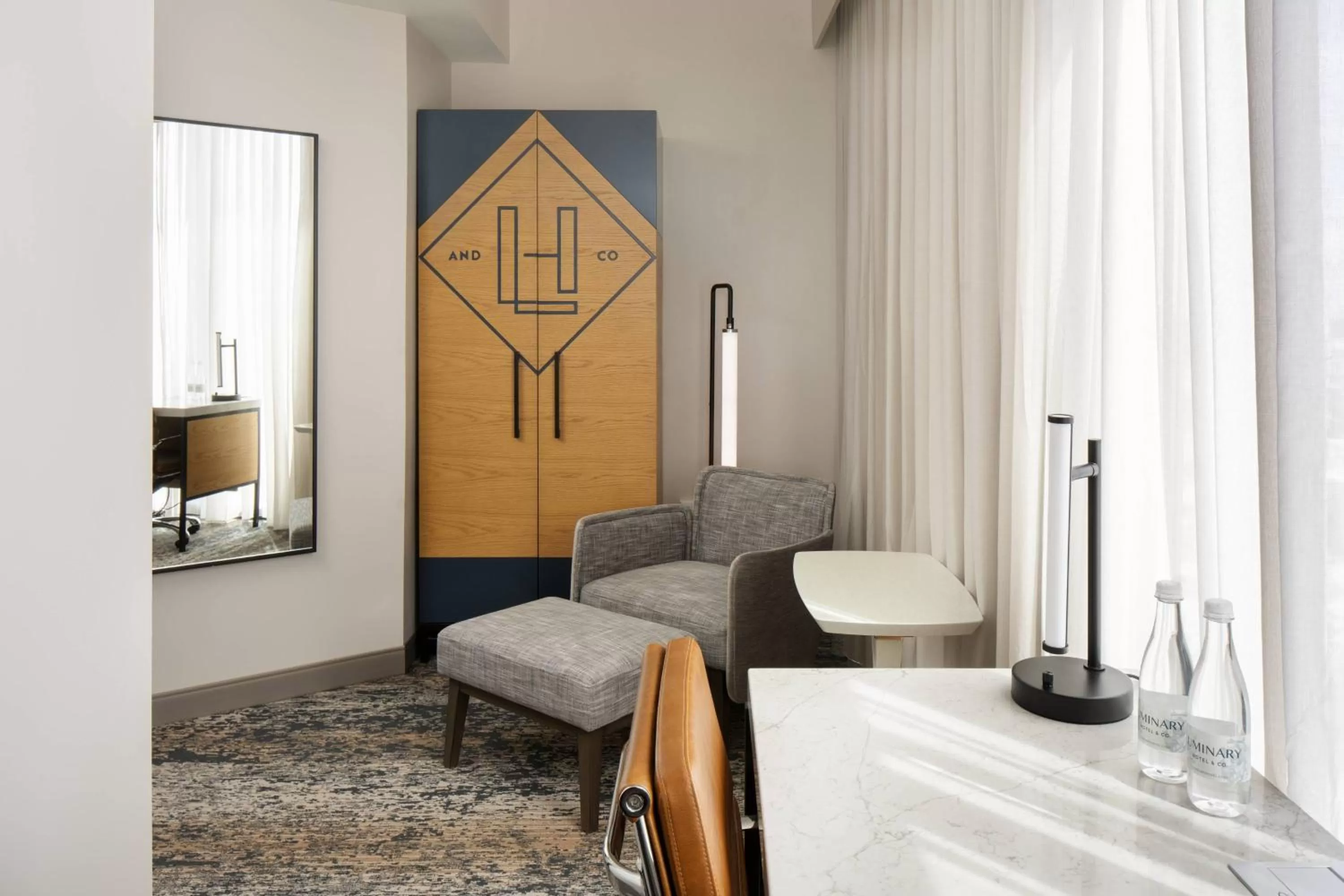 Photo of the whole room in Luminary Hotel & Co., Autograph Collection