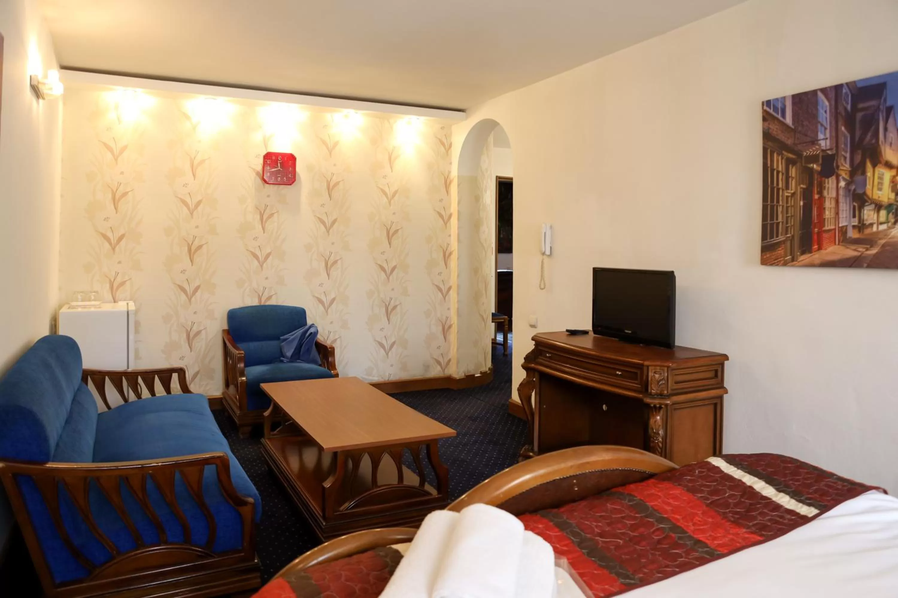 Seating Area in NO PROBLEM