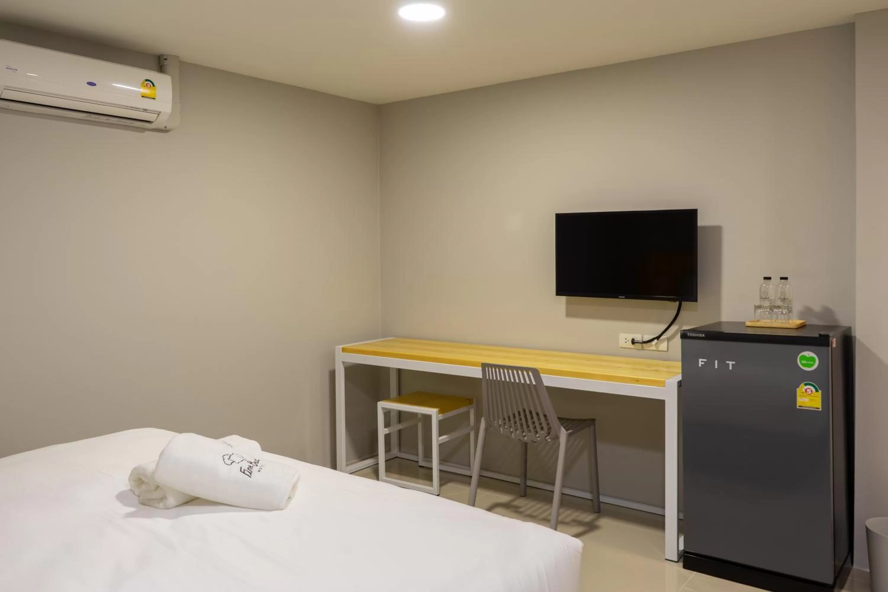 Photo of the whole room, Bed in Fine Bed Hotel